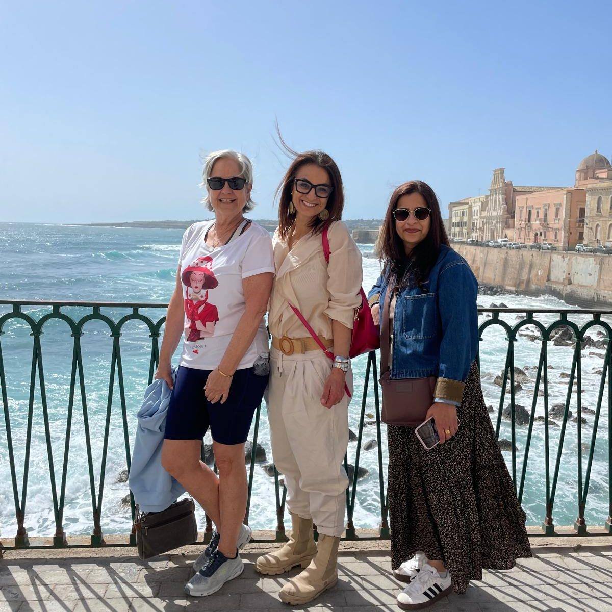 Last week in Sicily, something really special unfolded. 🇮🇹

This was a much smaller experience, just two women traveling together with our incredible host, Melina, and in some ways that made it even more meaningful.

There was space to slow down.
S