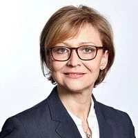 leonie kneer.jpg