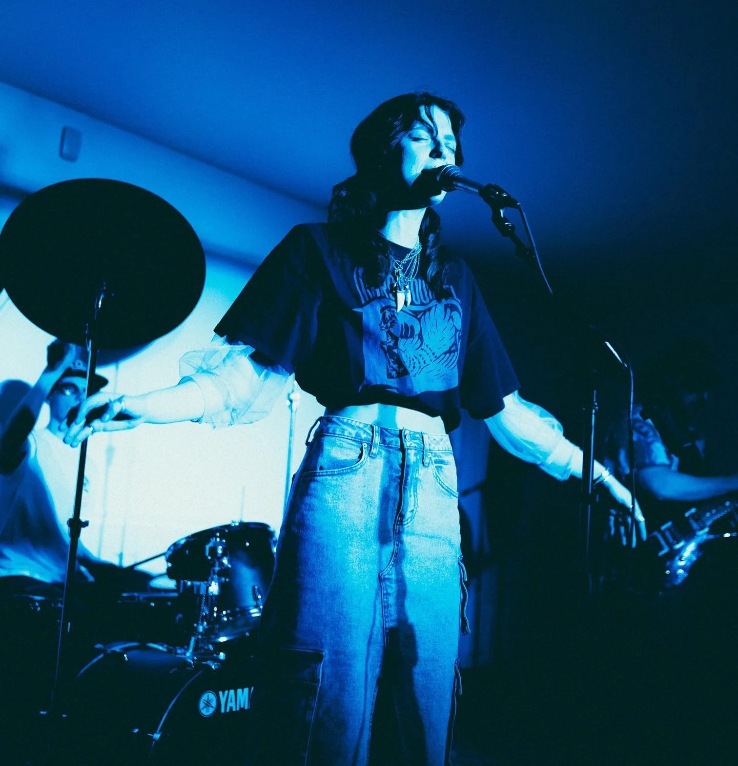 WOODSTOWN, NJ 🏘️🐄
So sweet, so cozy. We couldn&rsquo;t make it to the rodeo, but spending time with @mrdylanwaterman was just as sweet 🥲 Thanks for grooving with us

🌱UPCOMING SHOWS: 
4/27 @ortliebsphilly Philadelphia, PA 
5/04 @backyardalehouse 