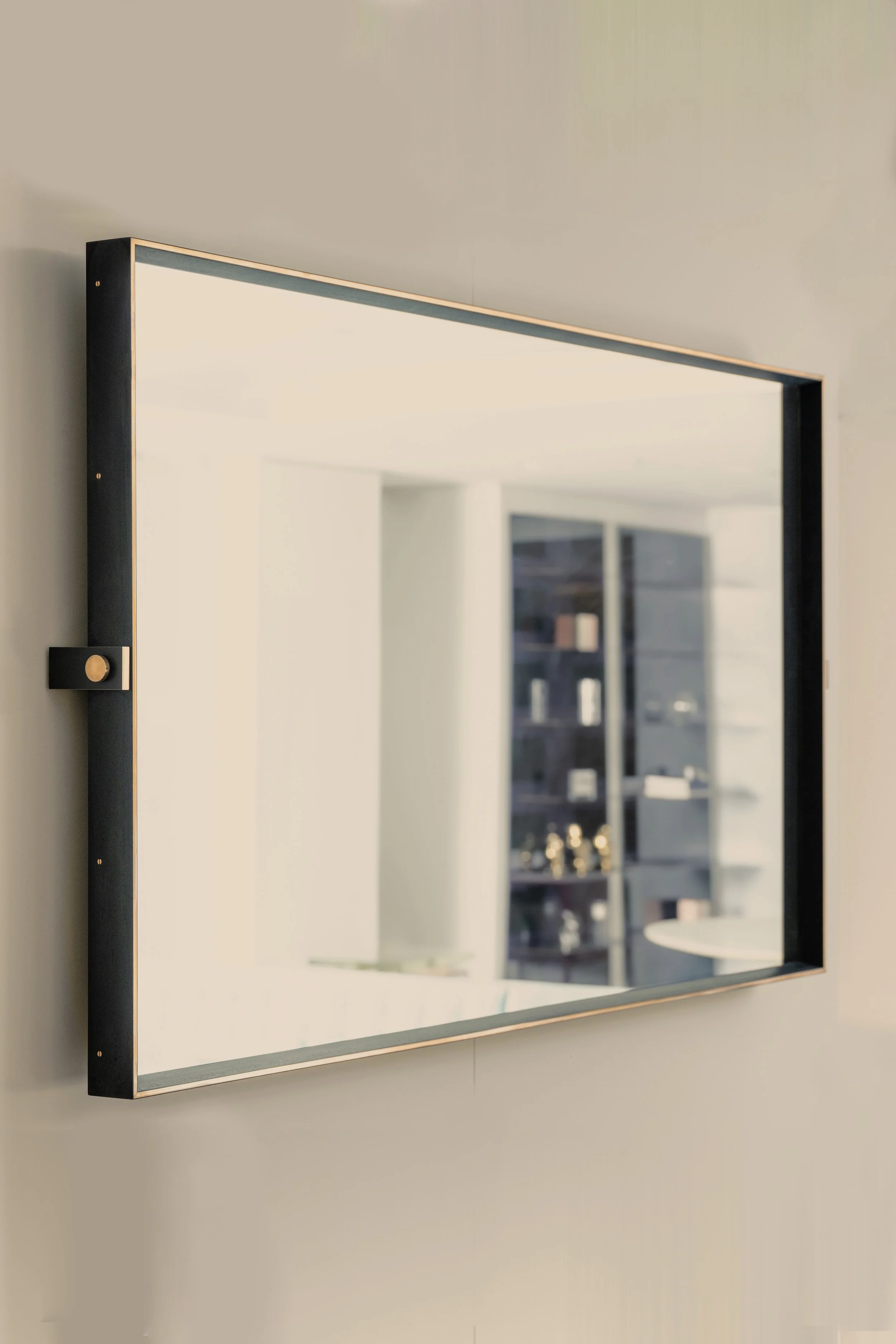 Starling Mirror w/ Pivot Horizontal