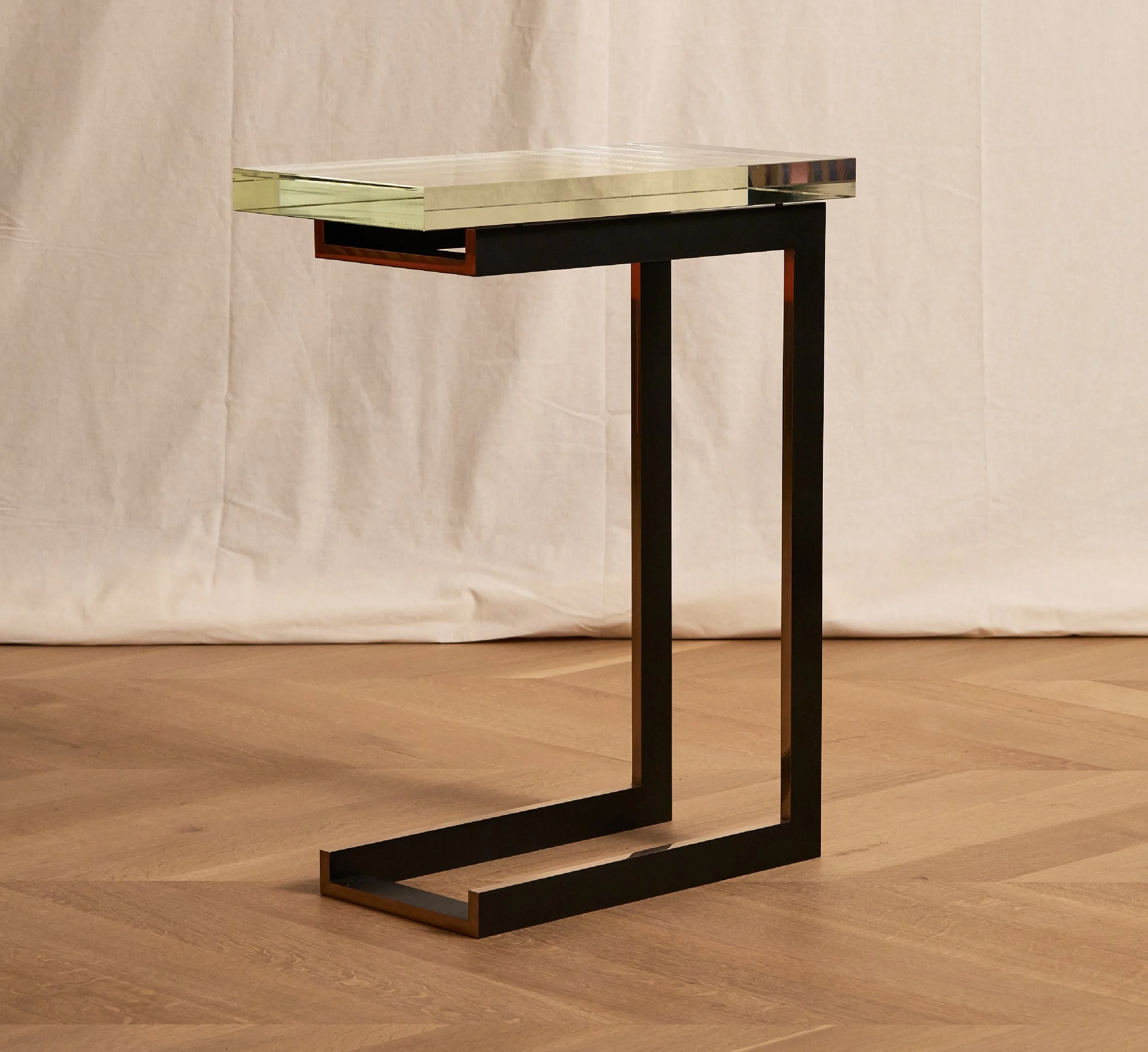 DEMPSEY SIDE TABLE