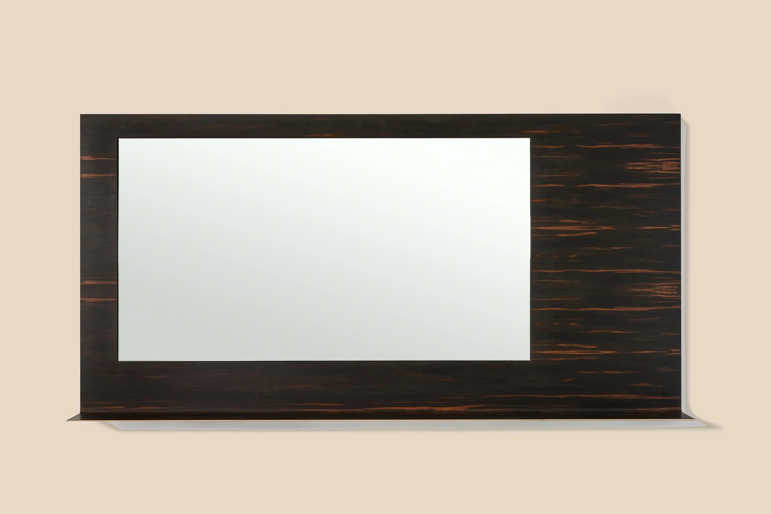 Pernell Mirror