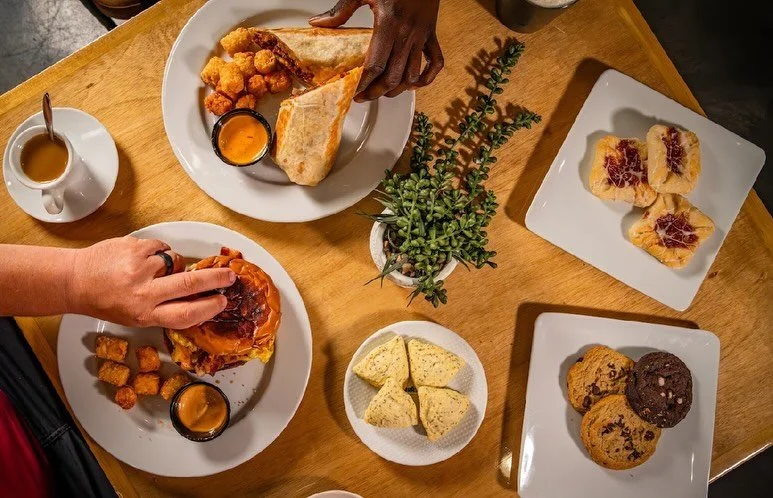 Pop in, sip up, soak in the cozy at Oasis Coffee DC🔥☕️
&bull;
Think warm lighting, soft playlists, and a community that makes you feel seen✨ 
&bull;
Grab a coffee, stay awhile, and let the day unfold. 🌟☕️

#coffeeshopdc