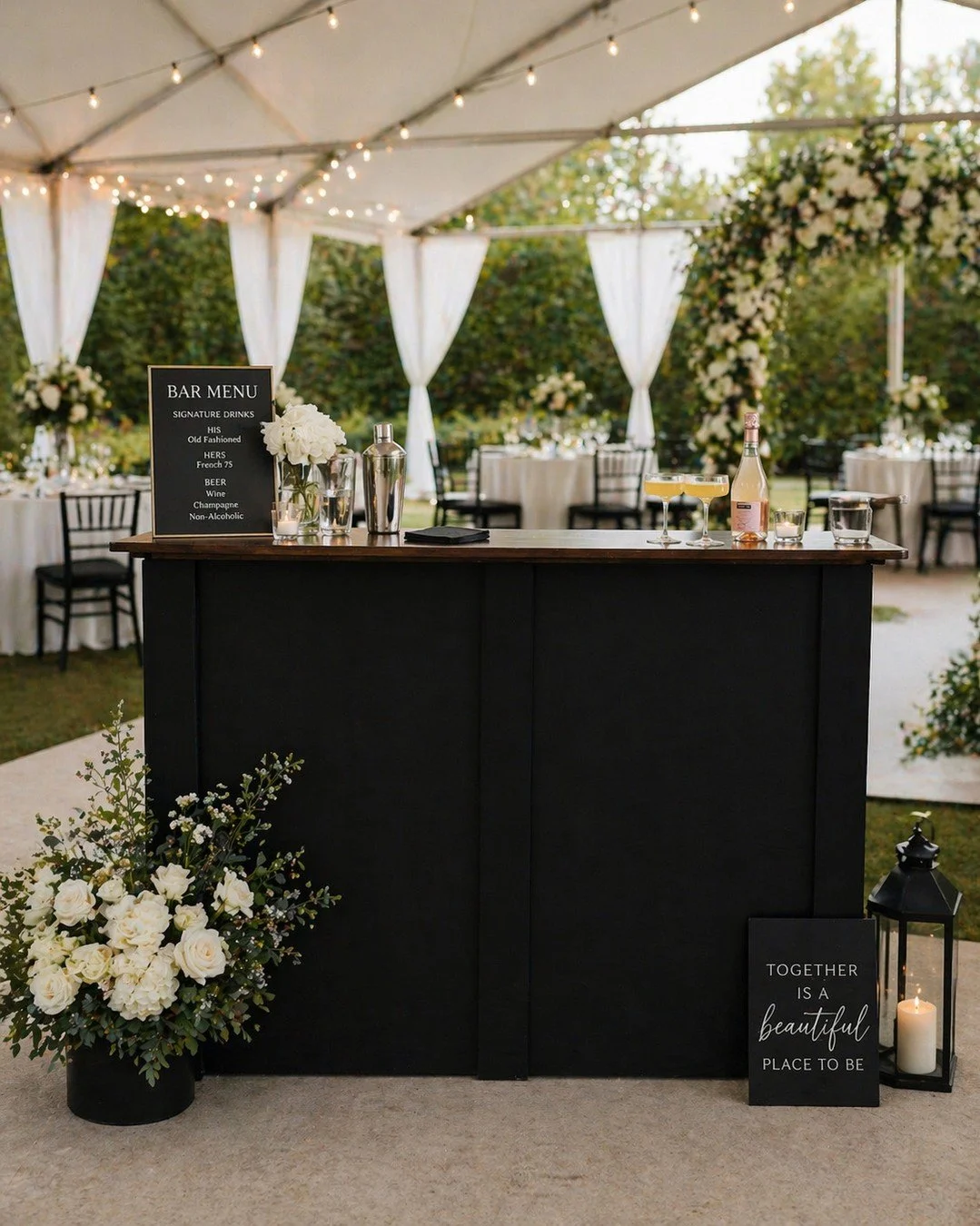 3 ways to style The Hudson Bar ✨
ㅤ
From elevated backyard gatherings to playful summer soir&eacute;es and elegant weddings &mdash; this piece transforms to fit your vibe.
ㅤ
Available for rent through our website. LINK IN BIO
ㅤ
#event #eventcoordinato