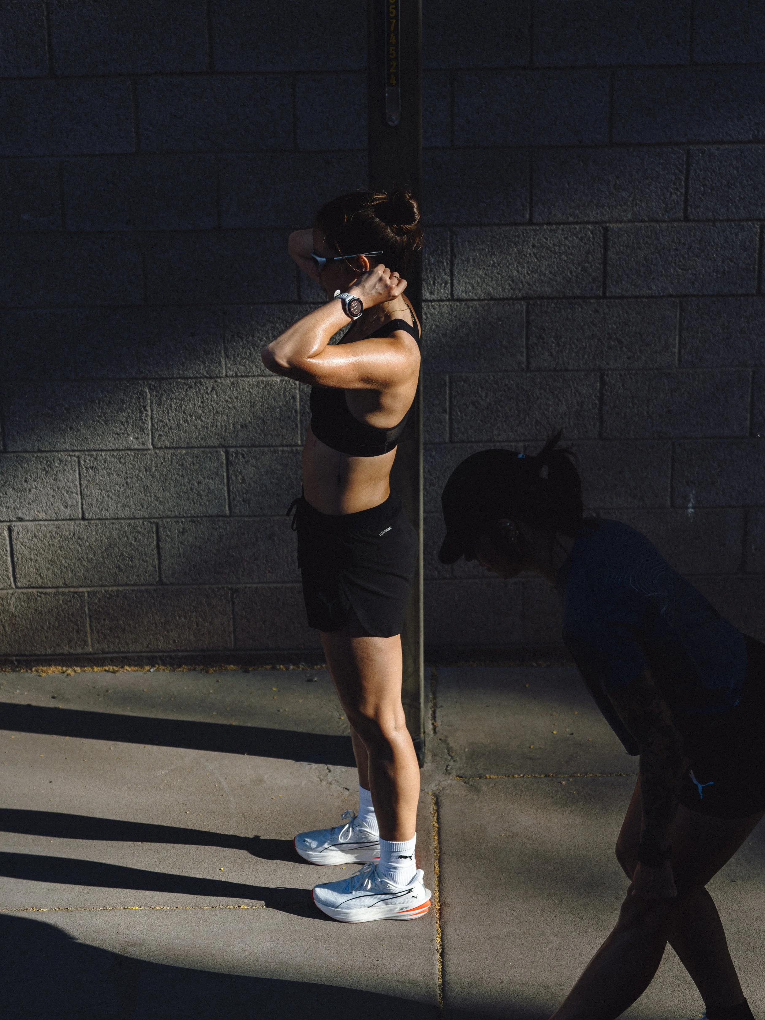 26AW_Social_Run_Deviate-Pure_Q3_Athlete-Stills_3.jpg