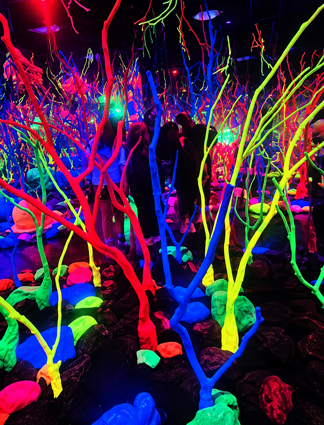 Neon Coral Forest Under Blacklight.png