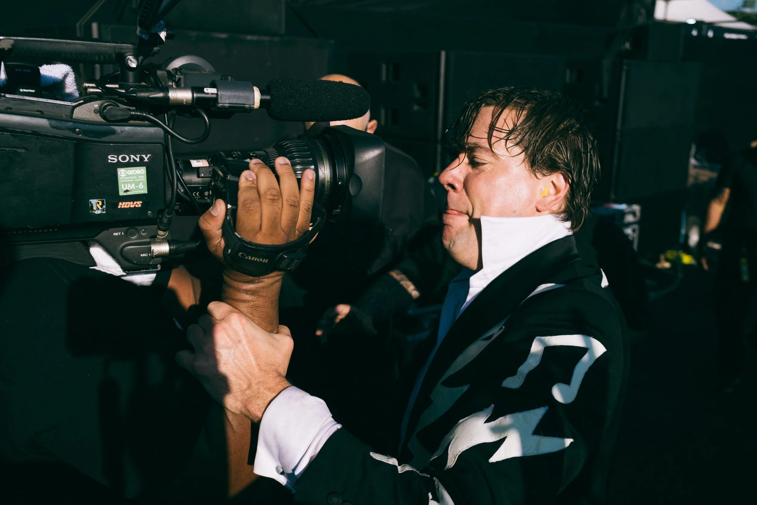 The-Hives-Maya-Melchers-35.jpg