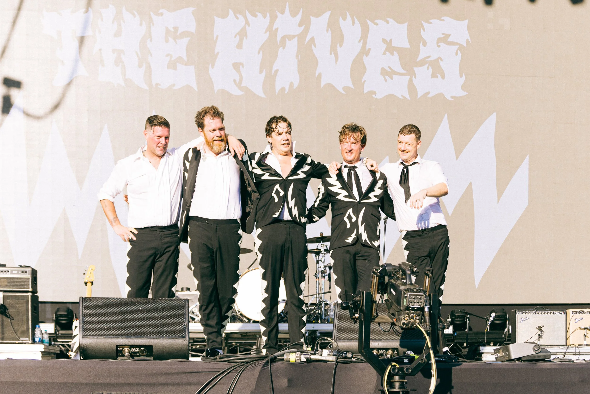 The-Hives-Maya-Melchers-96.jpg
