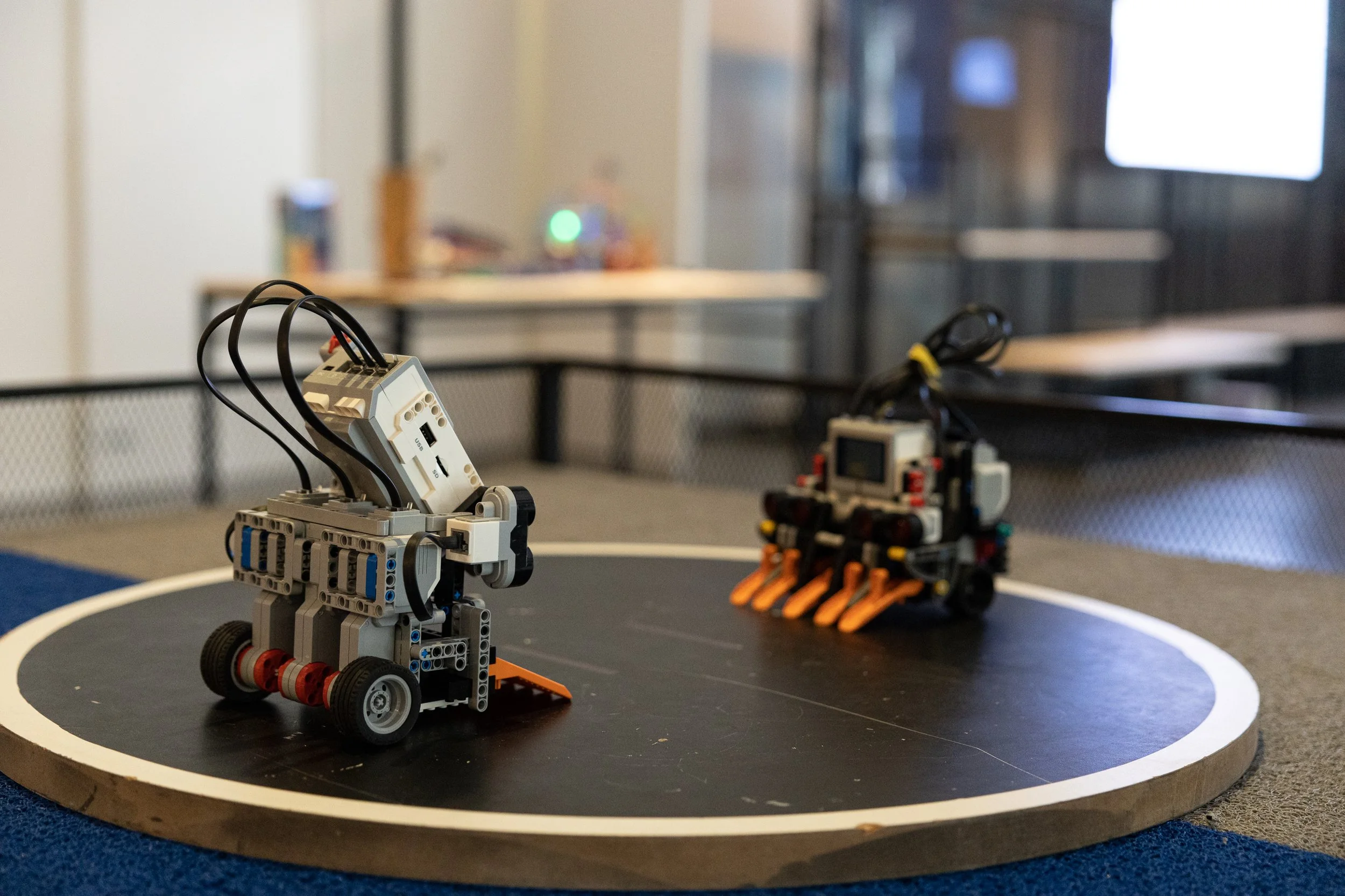 JHSP-Roboto-Lab-03.jpg