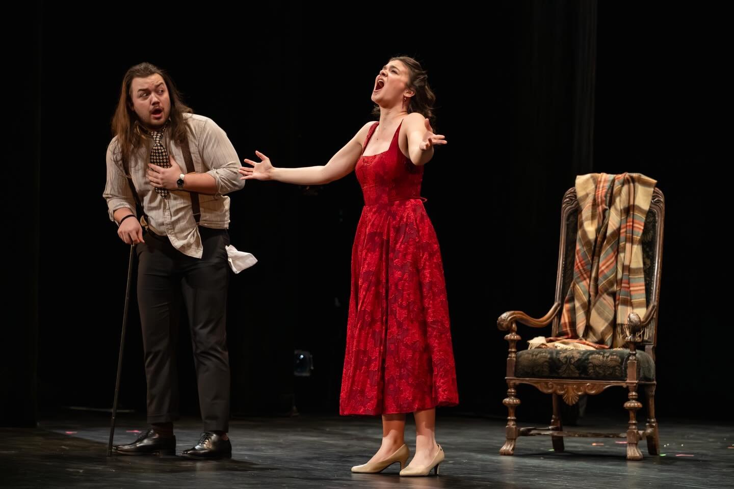 Making music with friends is the greatest gift! Love being a Lindy 🤍✨(swipe for some high notes lol)

Norina (Don Pasquale)
Illia (Idomeneo)

📷: @natalieannepowers