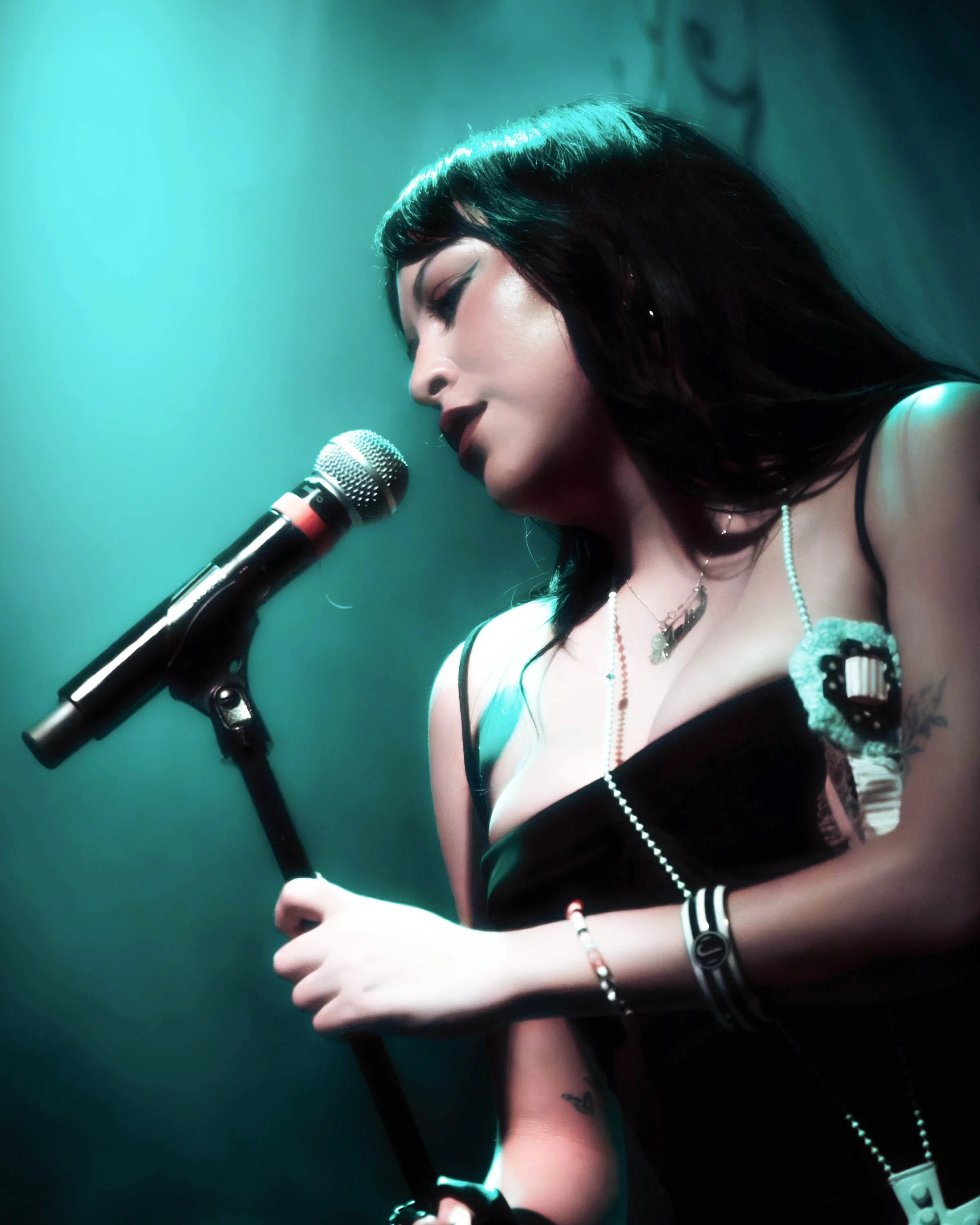 thetwolips9.17thesocial_amaeephoto4.jpg