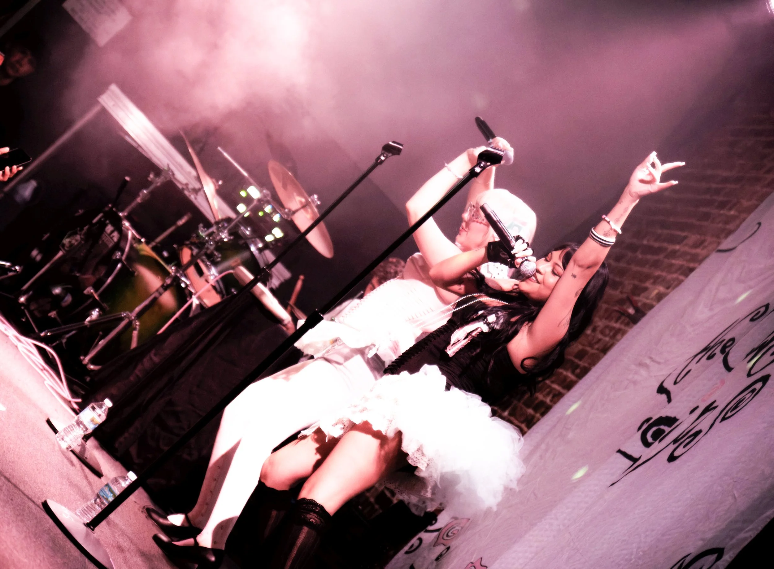 thetwolips9.17thesocial_amaeephoto14.jpg