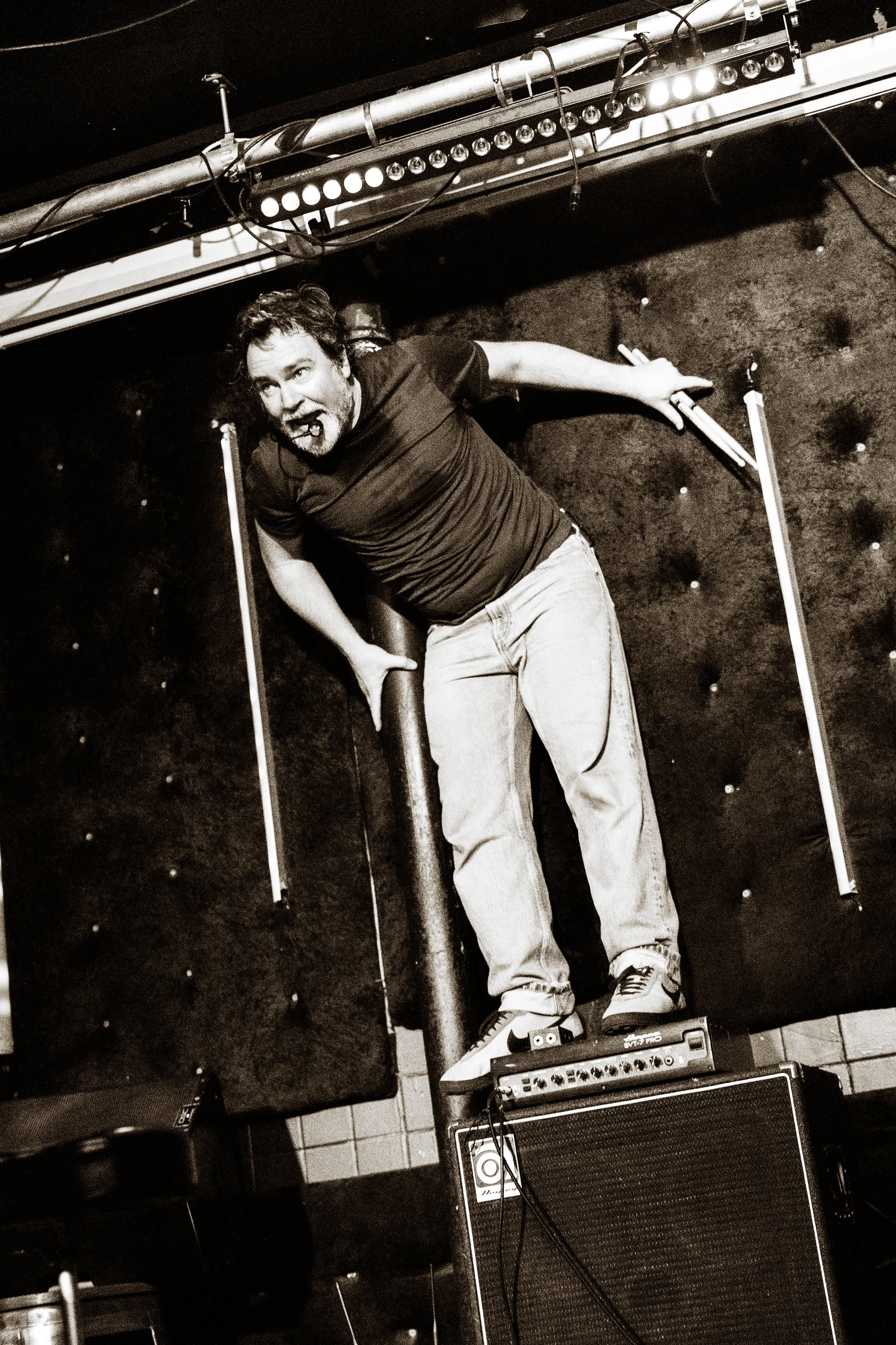 Liam-Finn-TheBroadway-Brooklyn-Oct26-9.jpg
