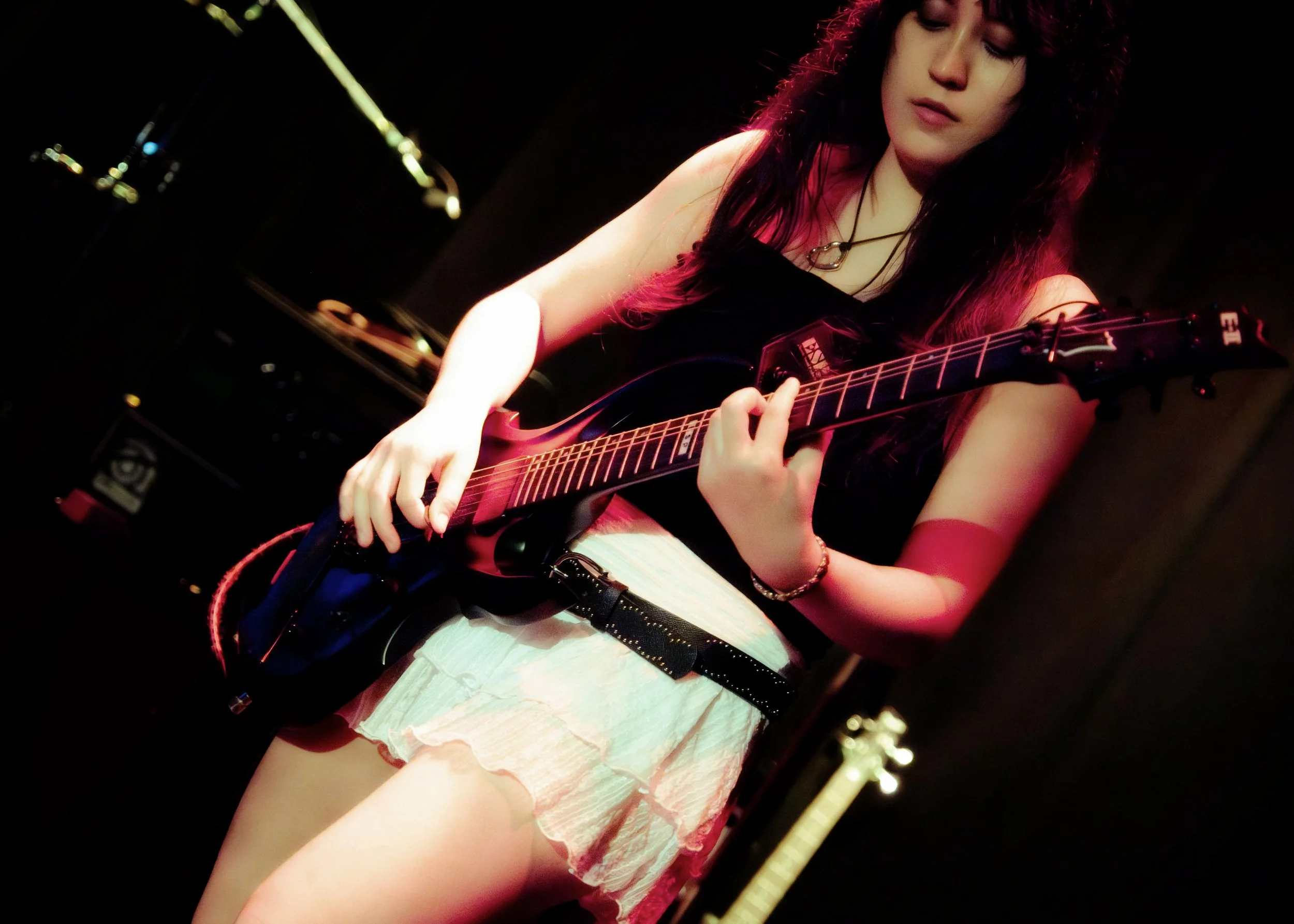 pheromones5.23_amaeephoto9.jpg