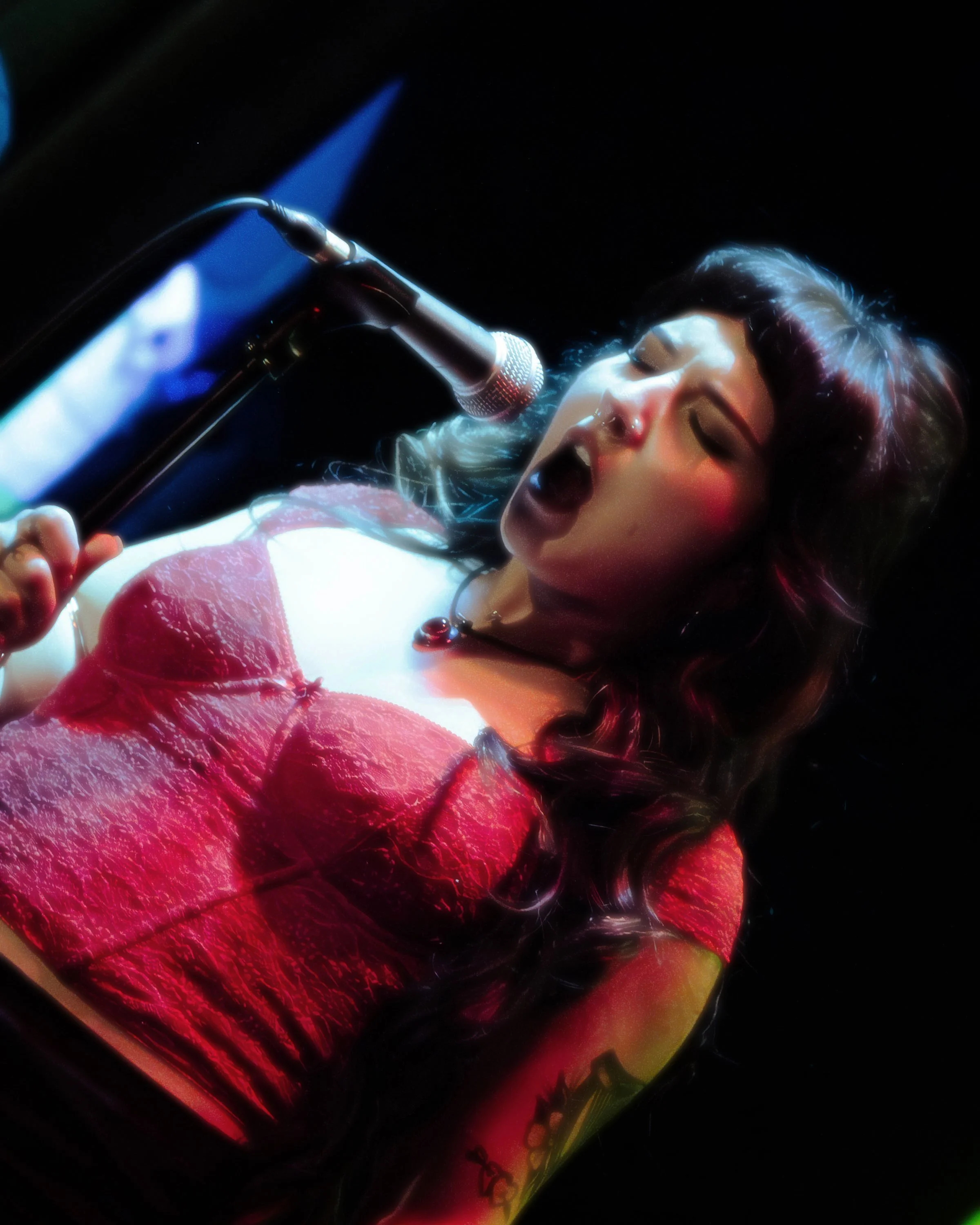 pheromones5.23_amaeephoto2.jpg