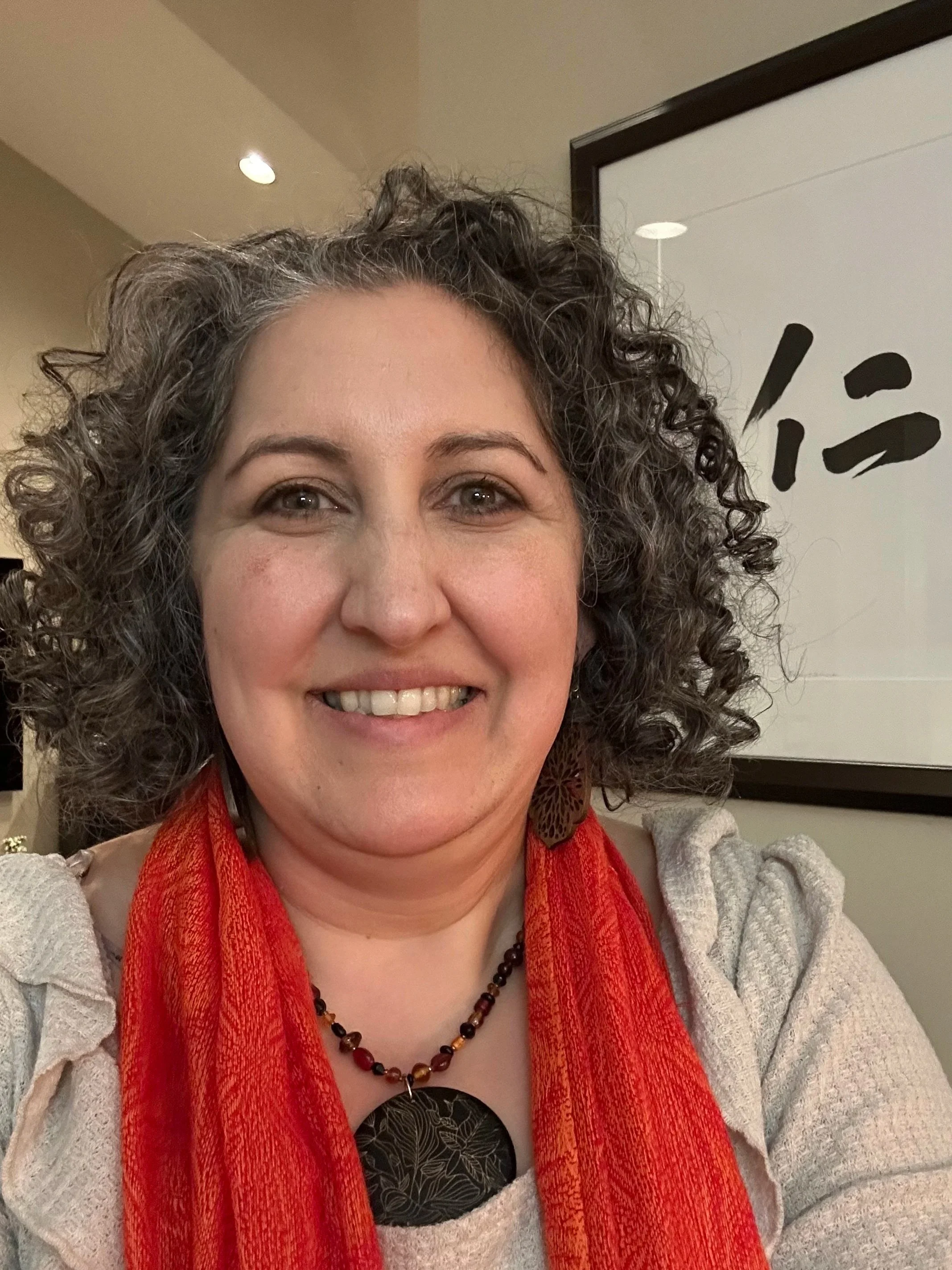 Sarah Farash (she/her) | Certified Mindfulness Meditation Instructor |  Group & Individual Instruction | Caregiving through Mindful Leadership | Customized Workshops 