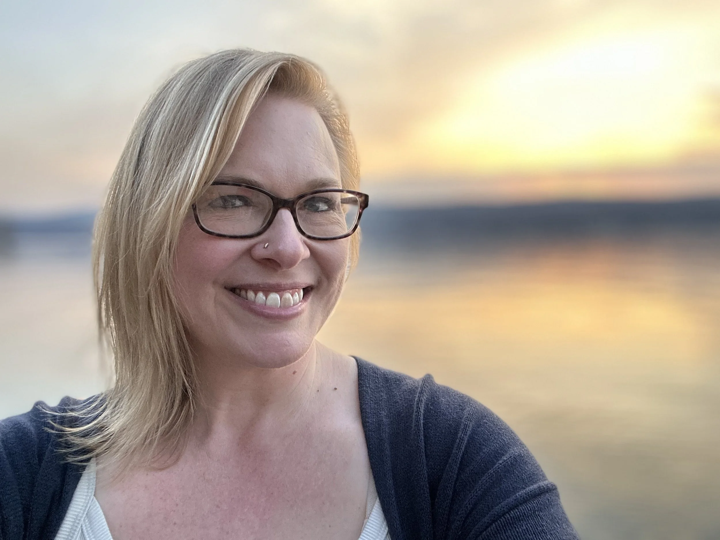 Allison Nichols (she/her) | Creative Guide & Spiritual Mentor | Rising One Coaching  | Creative Workshops | Meditation | Journaling  Personal Growth | Creative Expression
