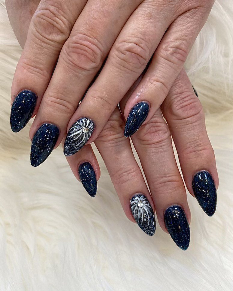 Getting ready for the new year 🎇💅