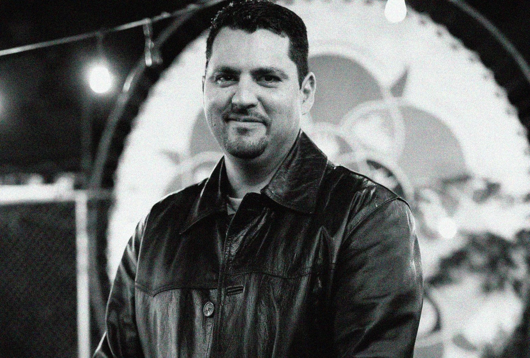 Poesía: Juan Carlos Olivas