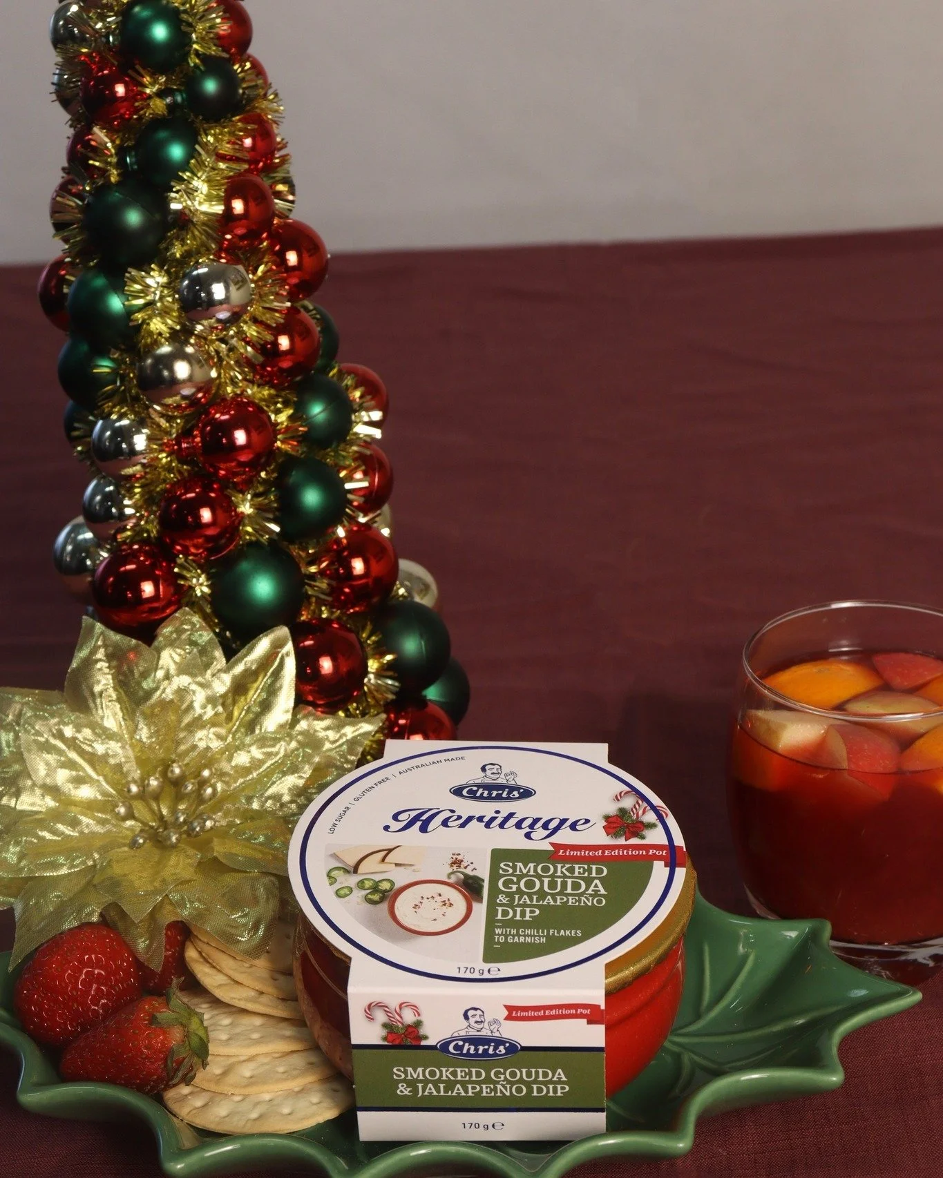Introducing our Festive dip and sip!  Chris&rsquo; Heritage Smoked Gouda &amp; Jalapeno dip with a Red Sangria! ❤️
The perfect pair to bring Chris-mas Joy!
 #Christmas #ChrisDips #dip #dipandsip #chrisnevermisses #12daysofchristmas