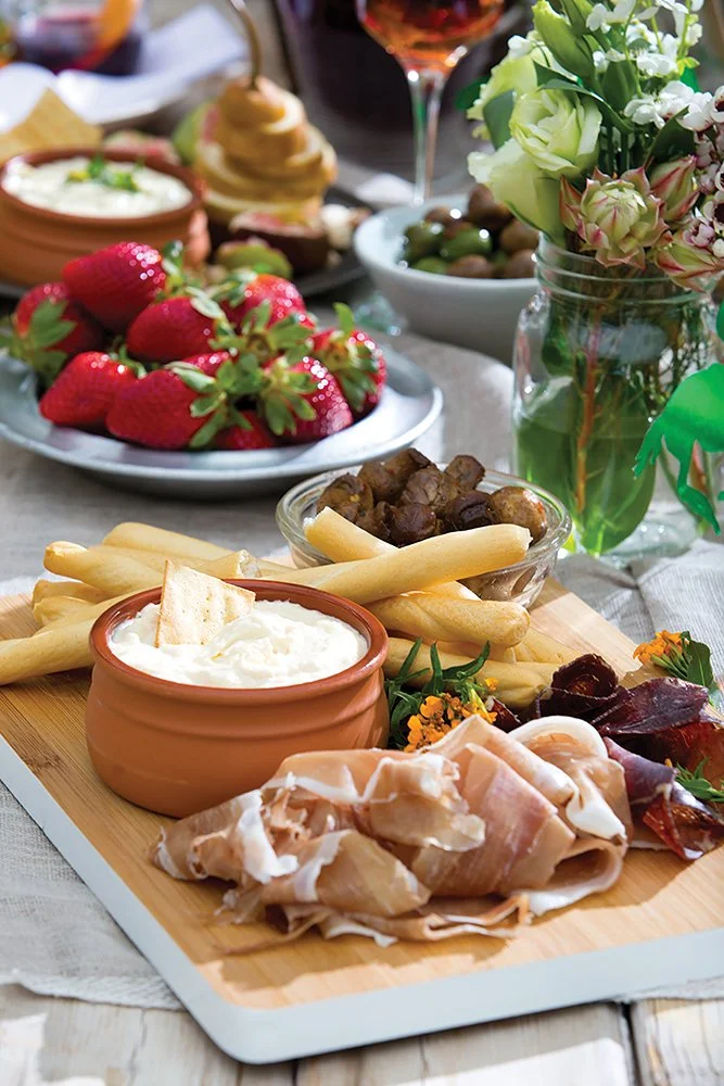 Make your Australia Day spread unforgettable &mdash; with Chris&rsquo; Dips 💙🦘
 #ChrisDips #dip #chrisnevermisses #heritagedips #australiaday