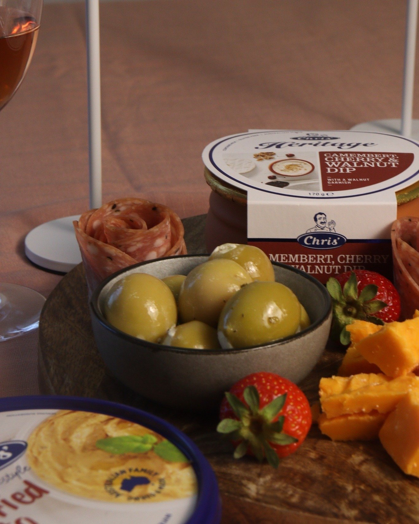 Love is in the air this Valentines Day with Chris' premium range of dips ❤️🌹
 #celebrate #valentinesday #love #ChrisDips #dip #chrisnevermisses