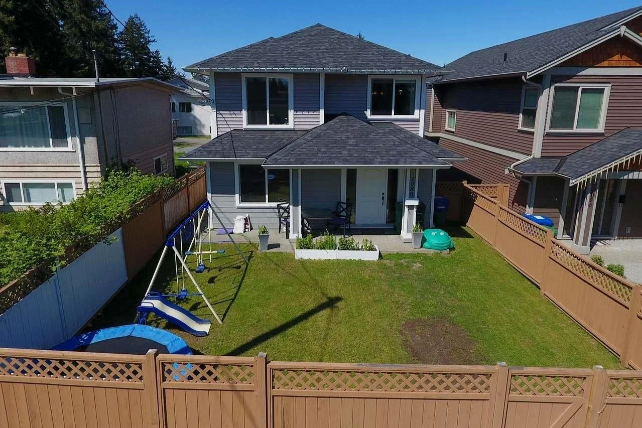 1080 Dufferin.jpg