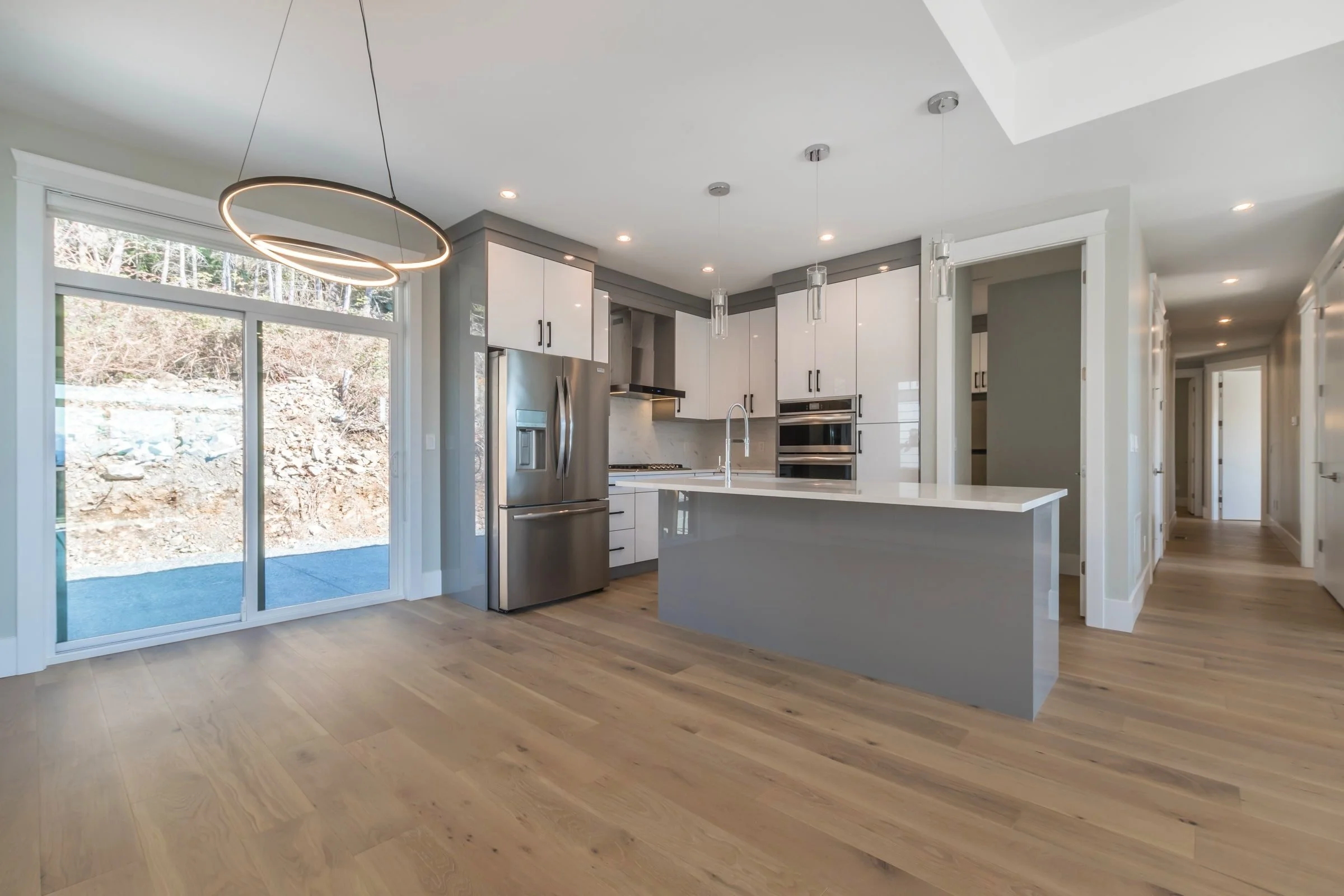 Golden Oaks Cres 204-16-min.jpg