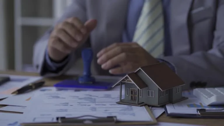Why a Mortgage Broker License Is Essential for Your Career