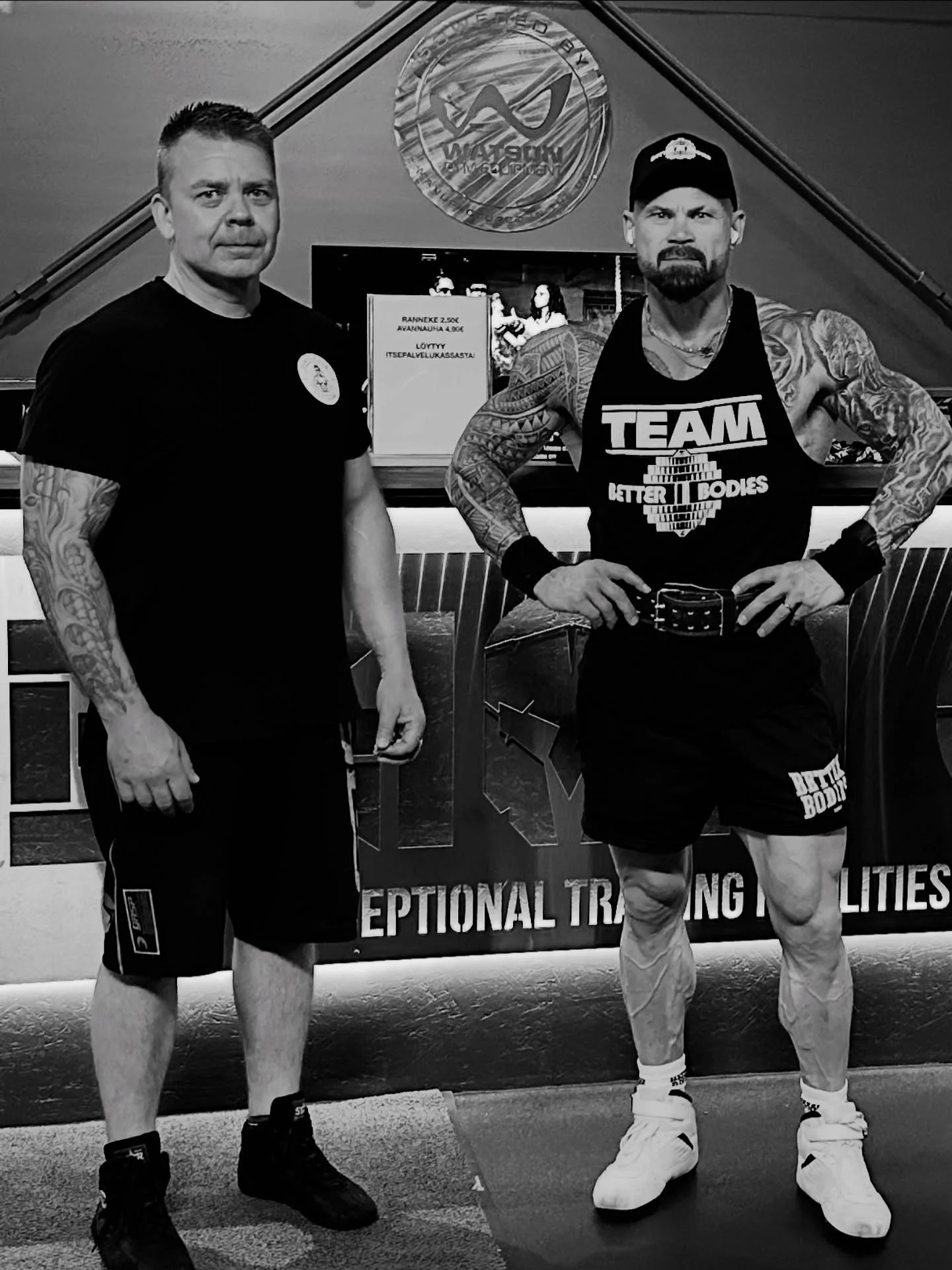 K&auml;ytiin Jukan kanssa vet&auml;m&auml;ss&auml; viimeistely jumpat H&auml;meenlinnassa Legion Gymill&auml;👍 Olipa loistavat puitteet💎
#legiongymh&auml;meenlinna #santasgymteammassimo 
#suomenkehonrakennusliitto