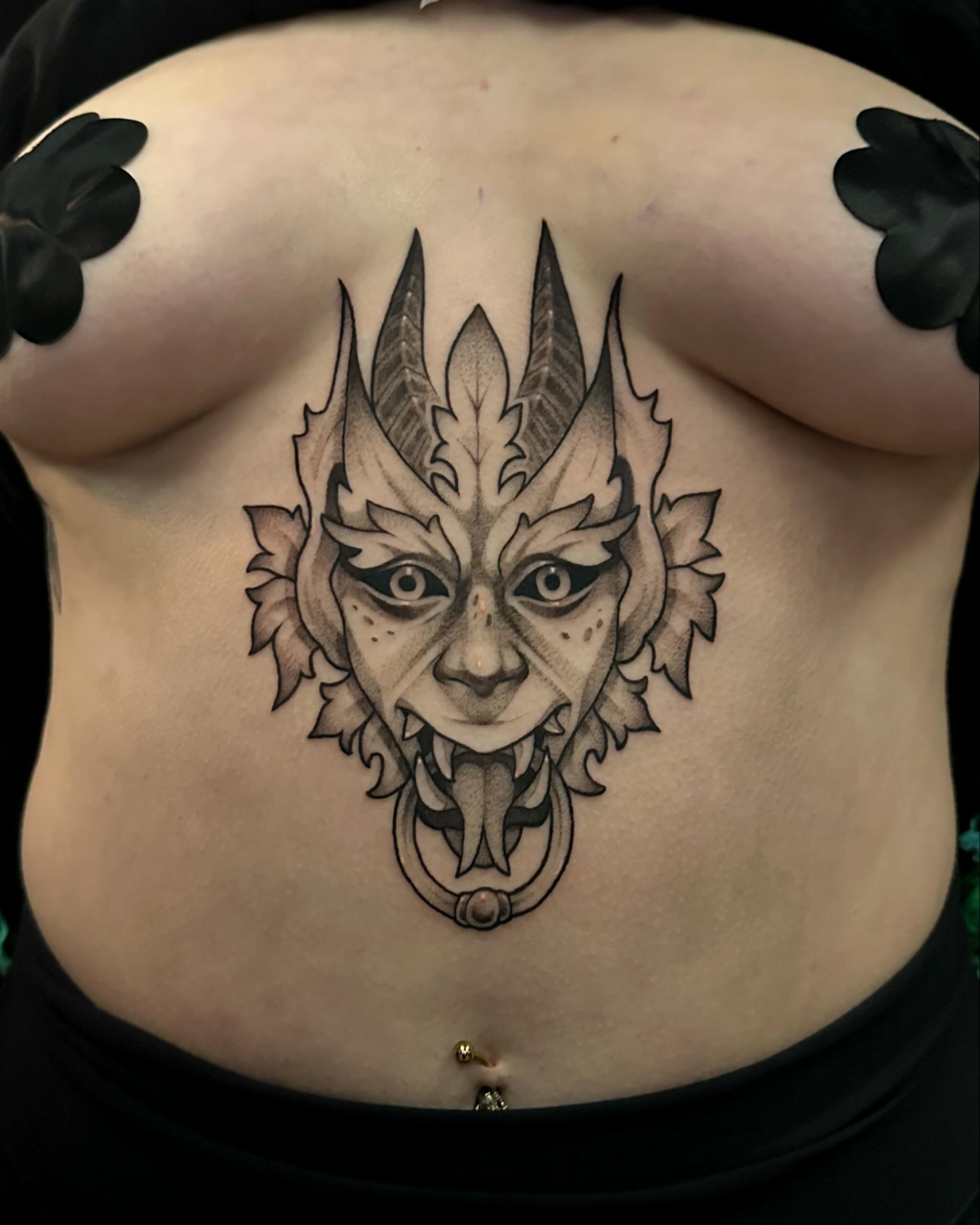 Big thanks to @meatstickmac for giving this flash piece a home! The placement was perfect for him 🖤

✦

✦

#tattoo&nbsp;#tattoos&nbsp;#tattooed #ink&nbsp;#inked #blackwork&nbsp;#blxckink&nbsp;#artist&nbsp;#tattooist&nbsp;#tattooartist #tattooart #ta