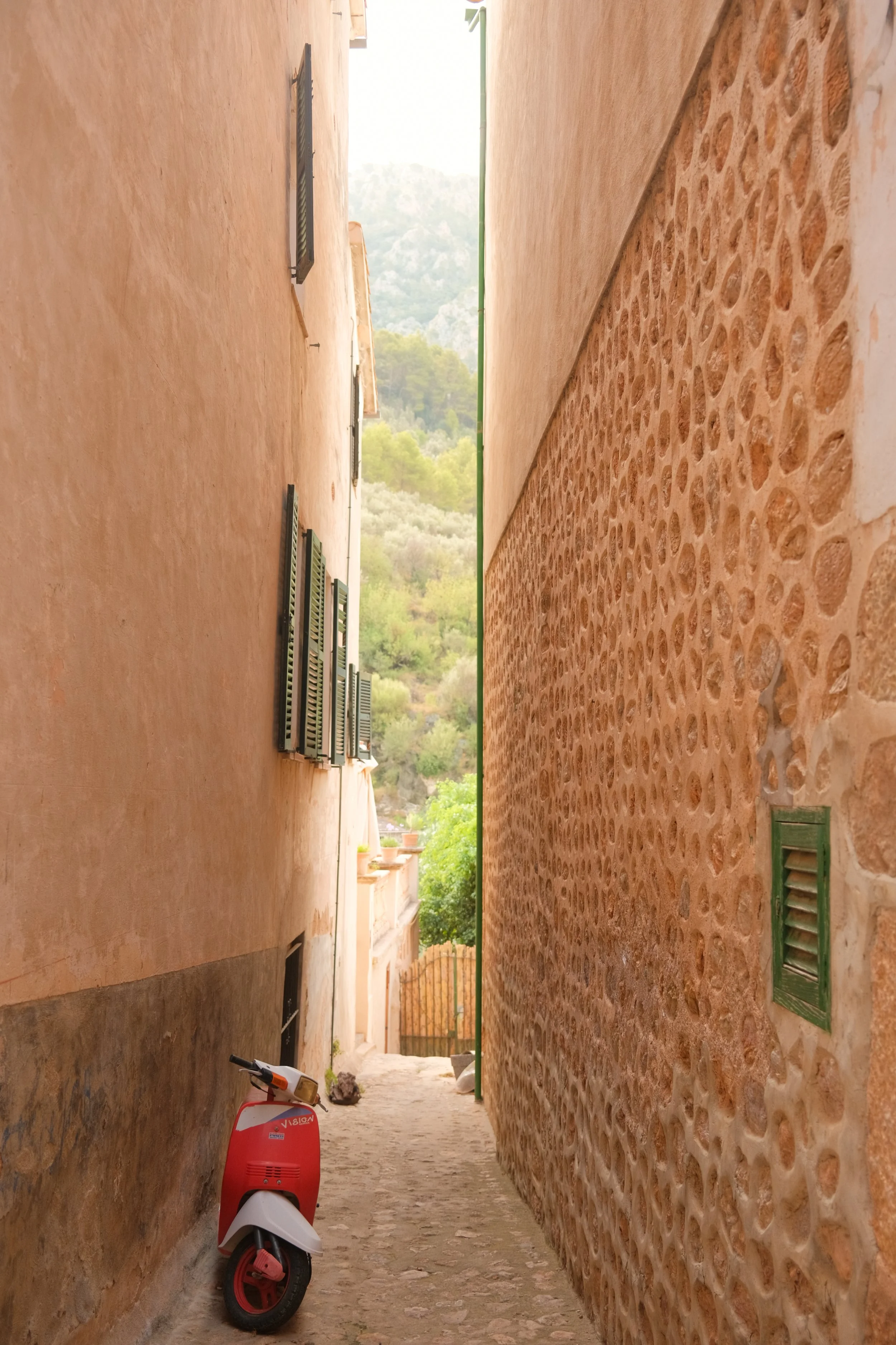 DSCF0634 copy 2-Edit.jpg