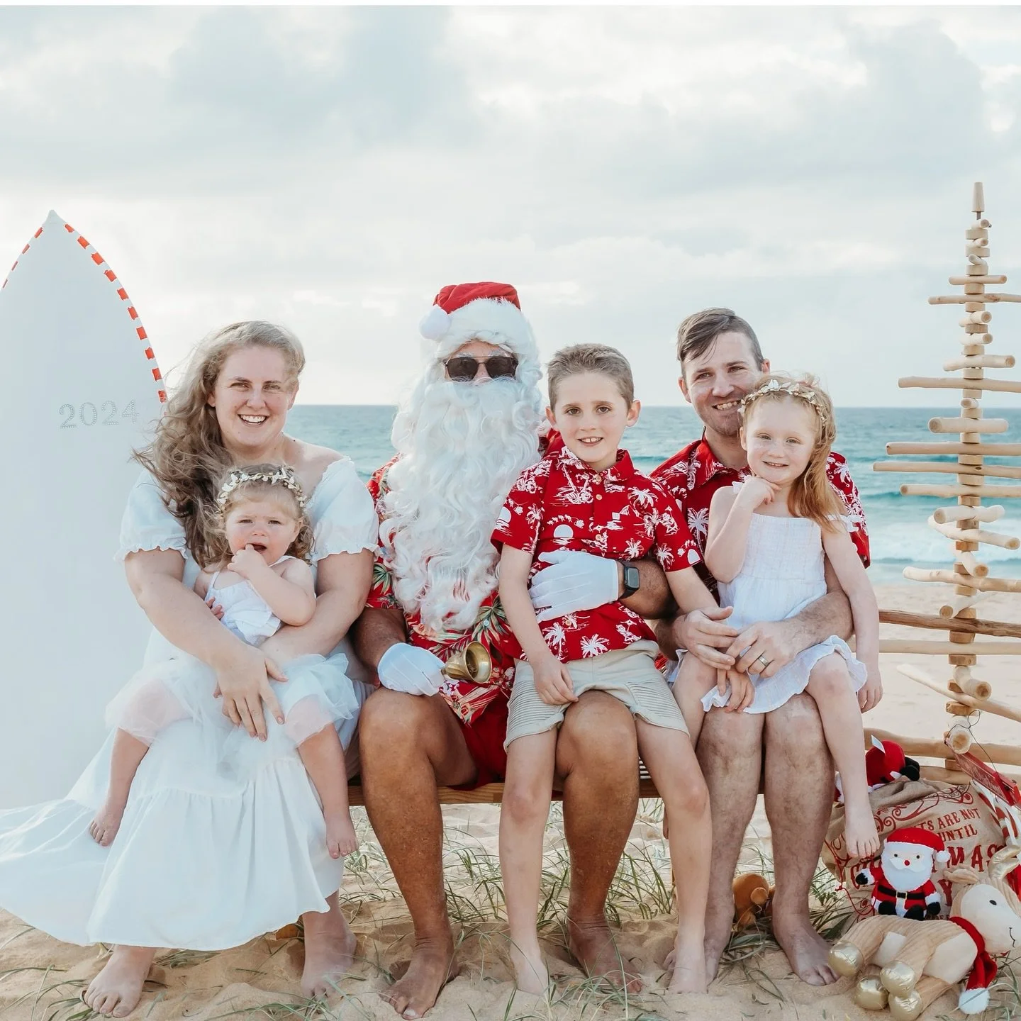 Whether you&rsquo;re a fan of the big man in red, or not so much, we will do our best to give you some epic Christmas memories and fun family photos this year 🎅🏻