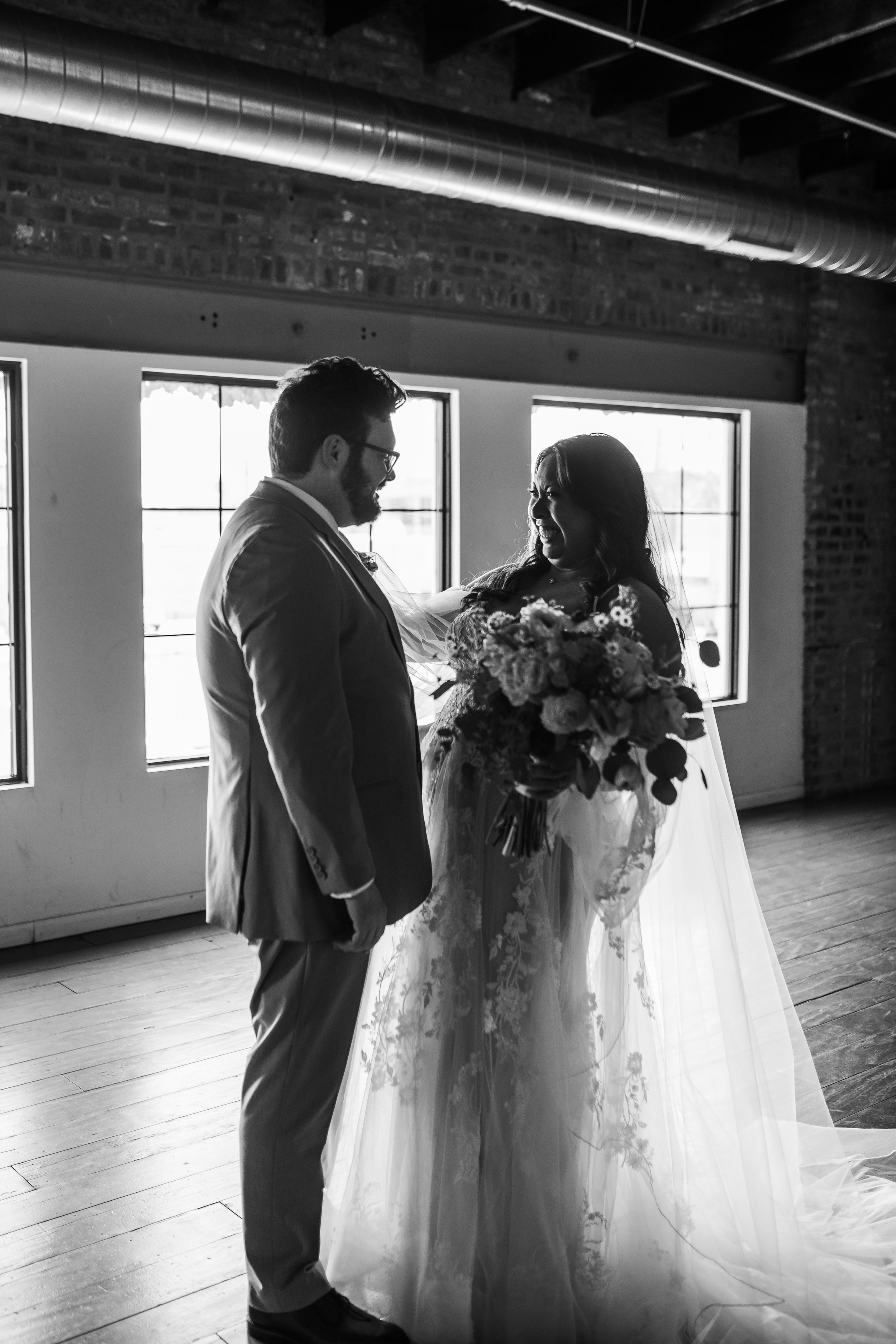 SimplyBritneyStudios-Addy&Nick-WeddingPhotos-sneaks-9.jpg