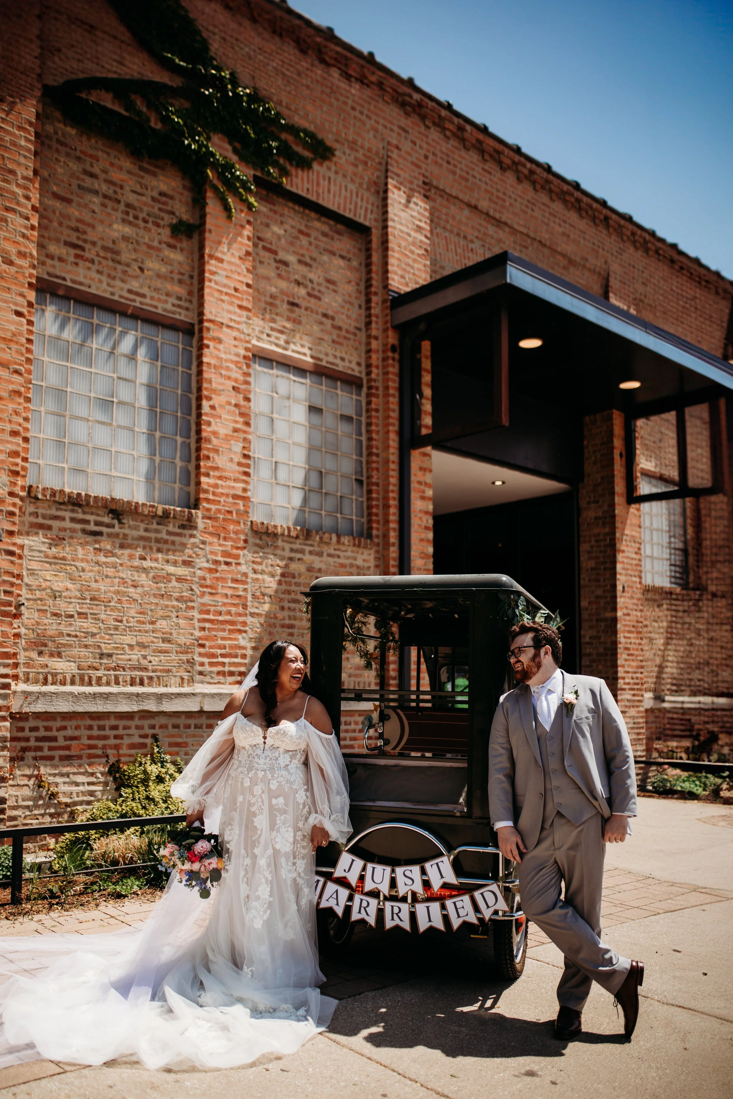 SimplyBritneyStudios-Addy&Nick-WeddingPhotos-sneaks-16.jpg