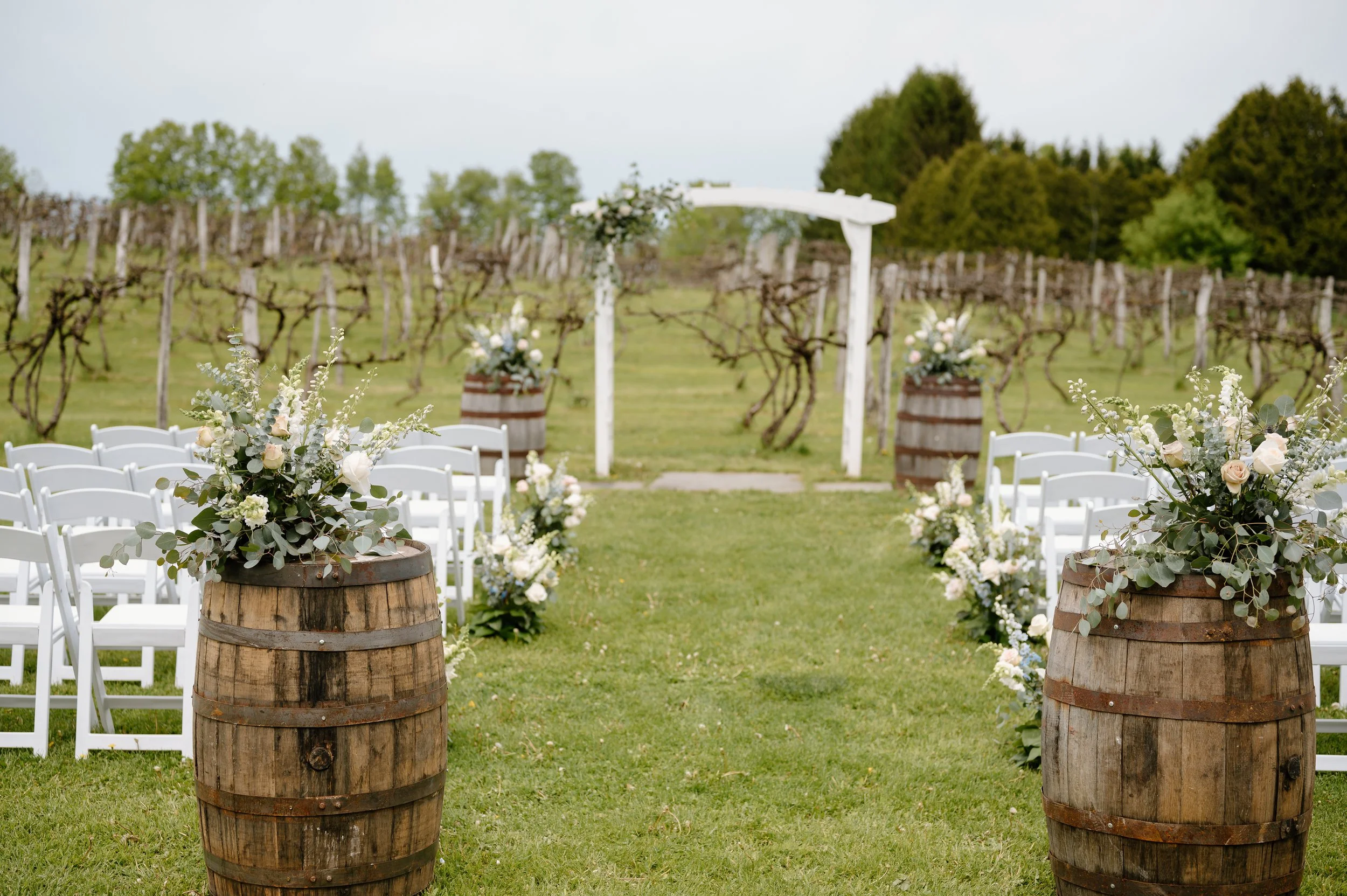 Altar Arrangements & Ground Meadows