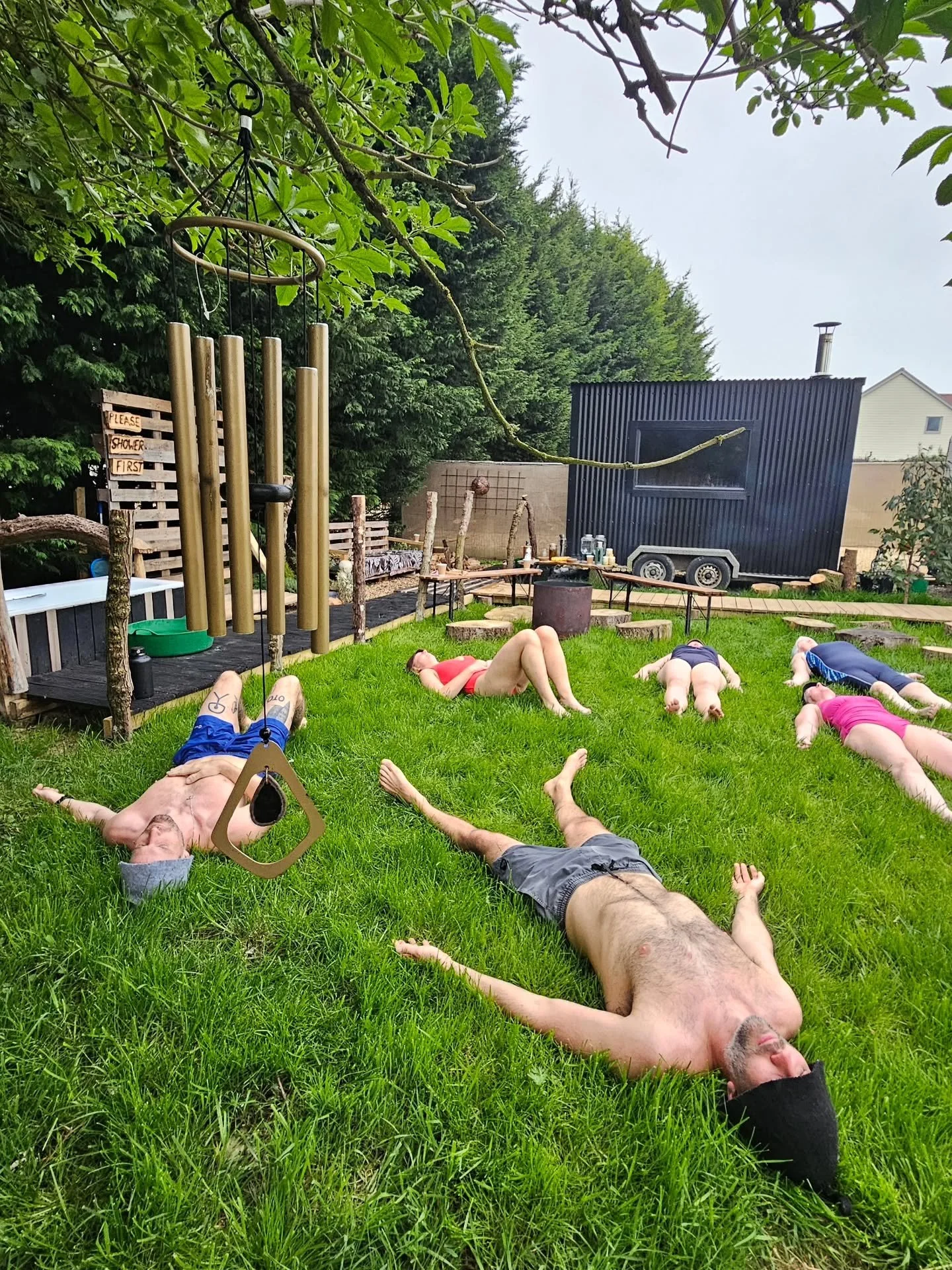 Sauna Ceremony - Return to yourself ✨️🌙

Our sauna rituals at Heal Saunas are a space to slow down, breathe deeply, and reconnect with the rhythms of nature. Through deep heat, steam and stillness, we soften, release and come back into balance &mdas