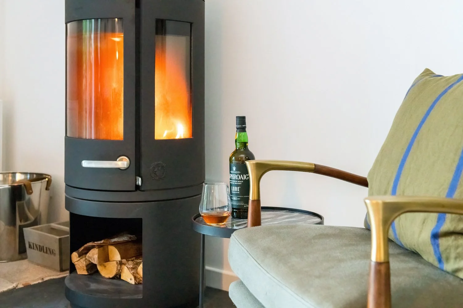 20240520 Darach - Strath Tummel - interior - lounge 024 - low res.jpg