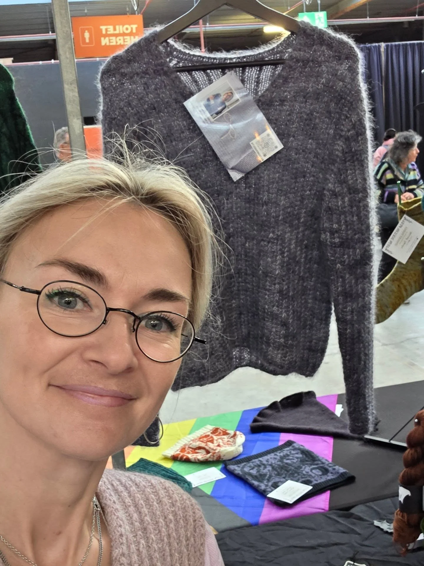 Humbly and proudly sharing my excitement about having had a wonderful opportunity to display my two designs at @breidagen 🫶🏻 
#thebowsweateras 
#theraindropreveriesweater 
This marks another step forward towards broadening connections and growing a