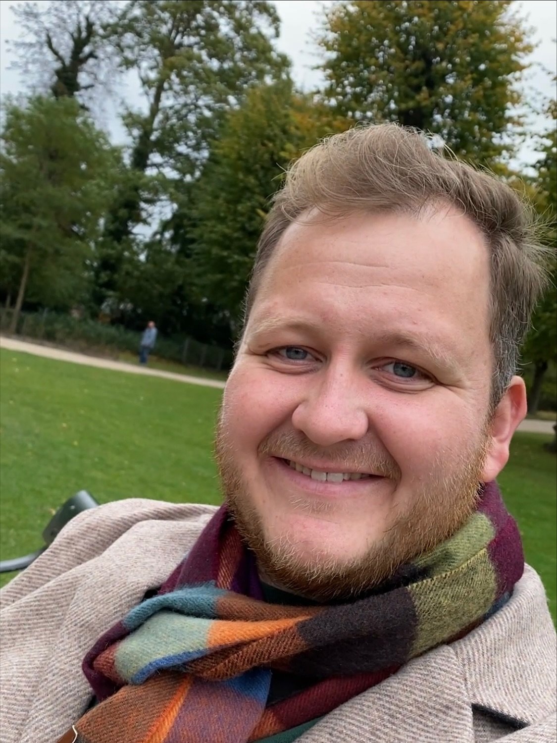 Nattefrosten har ramt Frederiksberg, julelys begynder s&aring; sm&aring;t at blive t&aelig;ndt og en lang efter&aring;rss&aelig;son med en masse dejligt 🥁 arbejde er slut. N&aelig;ste uge giver tid til en lille mental puster 🧣🍁 Det er en god anled