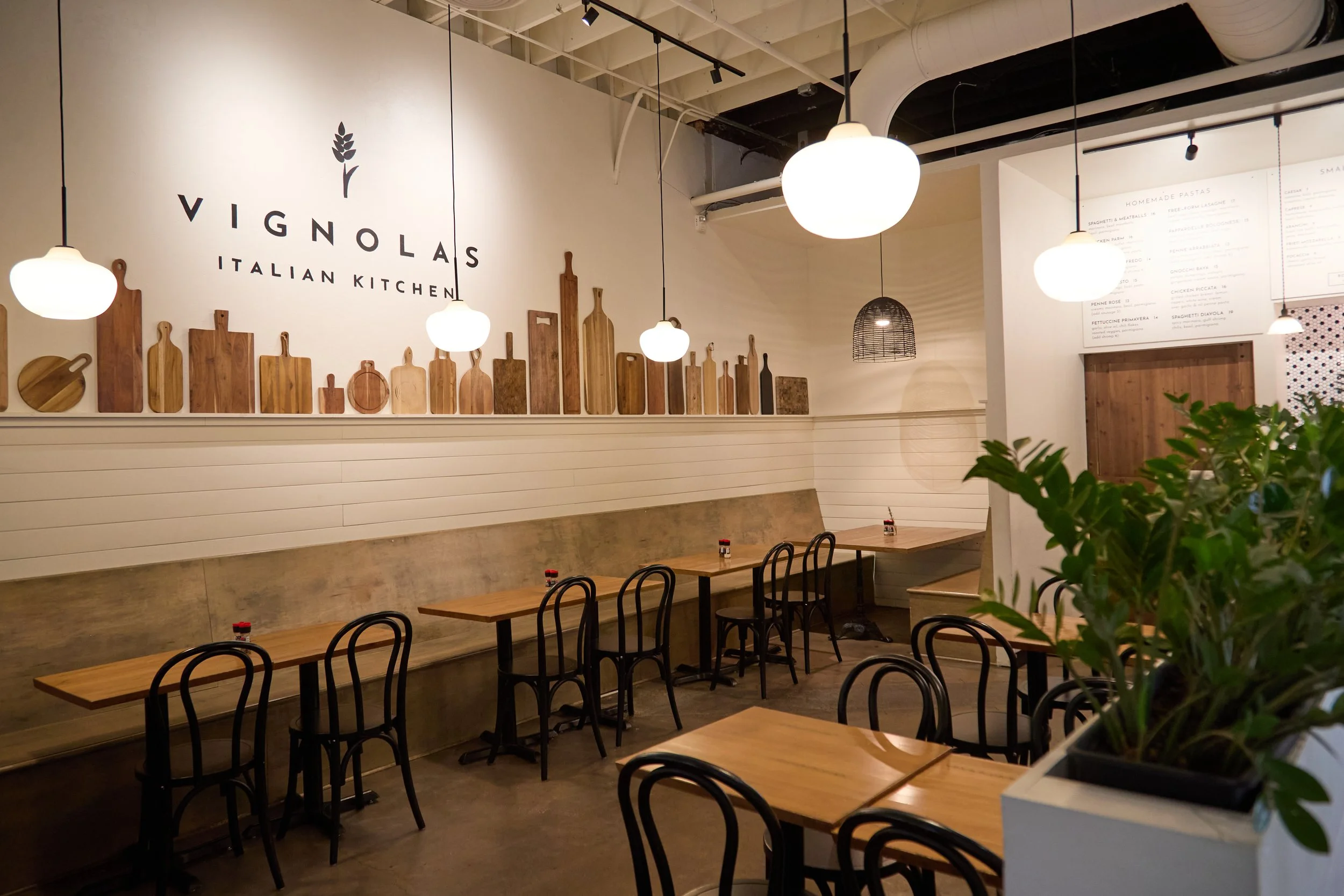 CN26_0128 Vignolas 0001.jpg