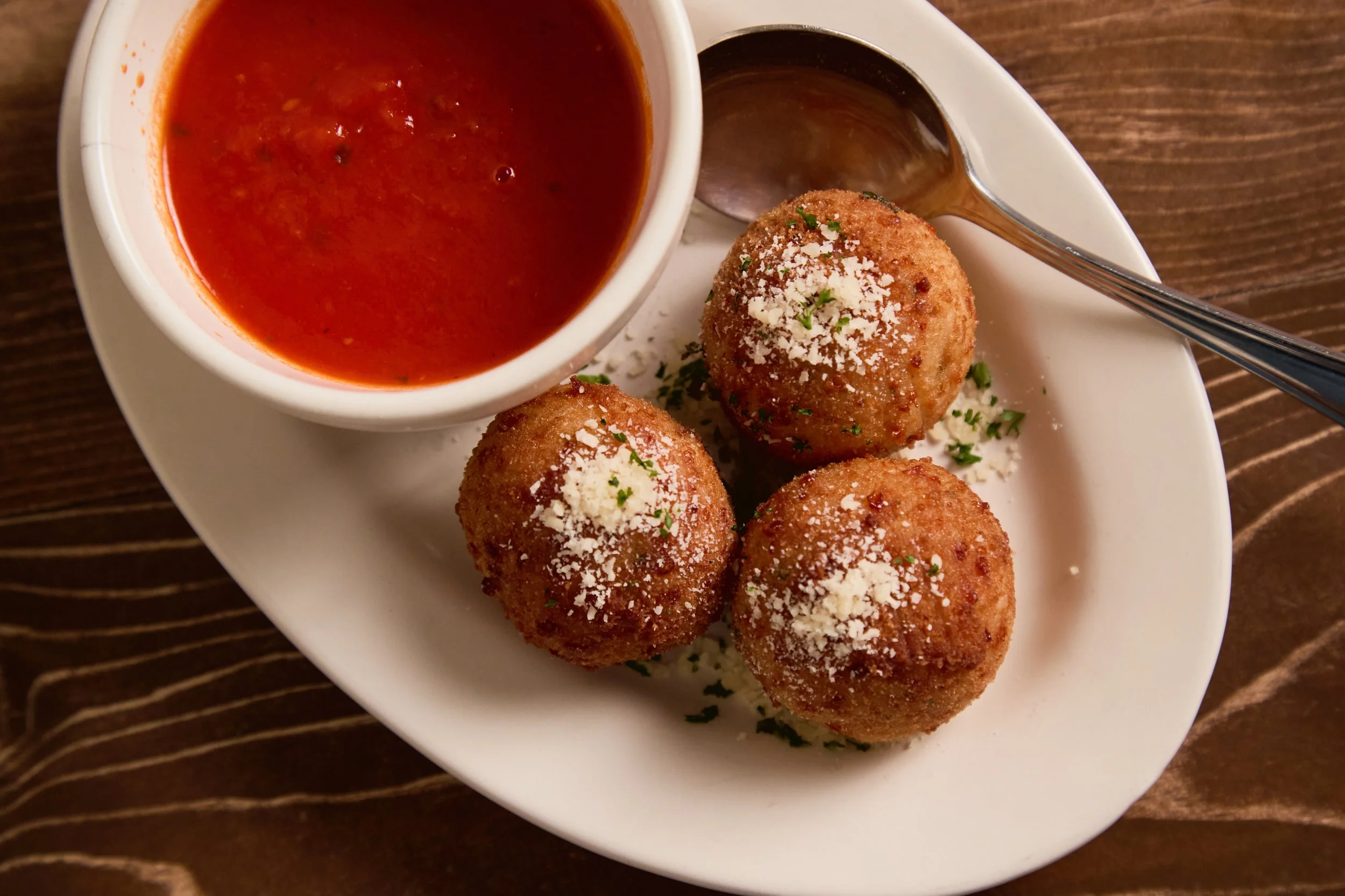 CN26_0128 Vignolas 0063.jpg