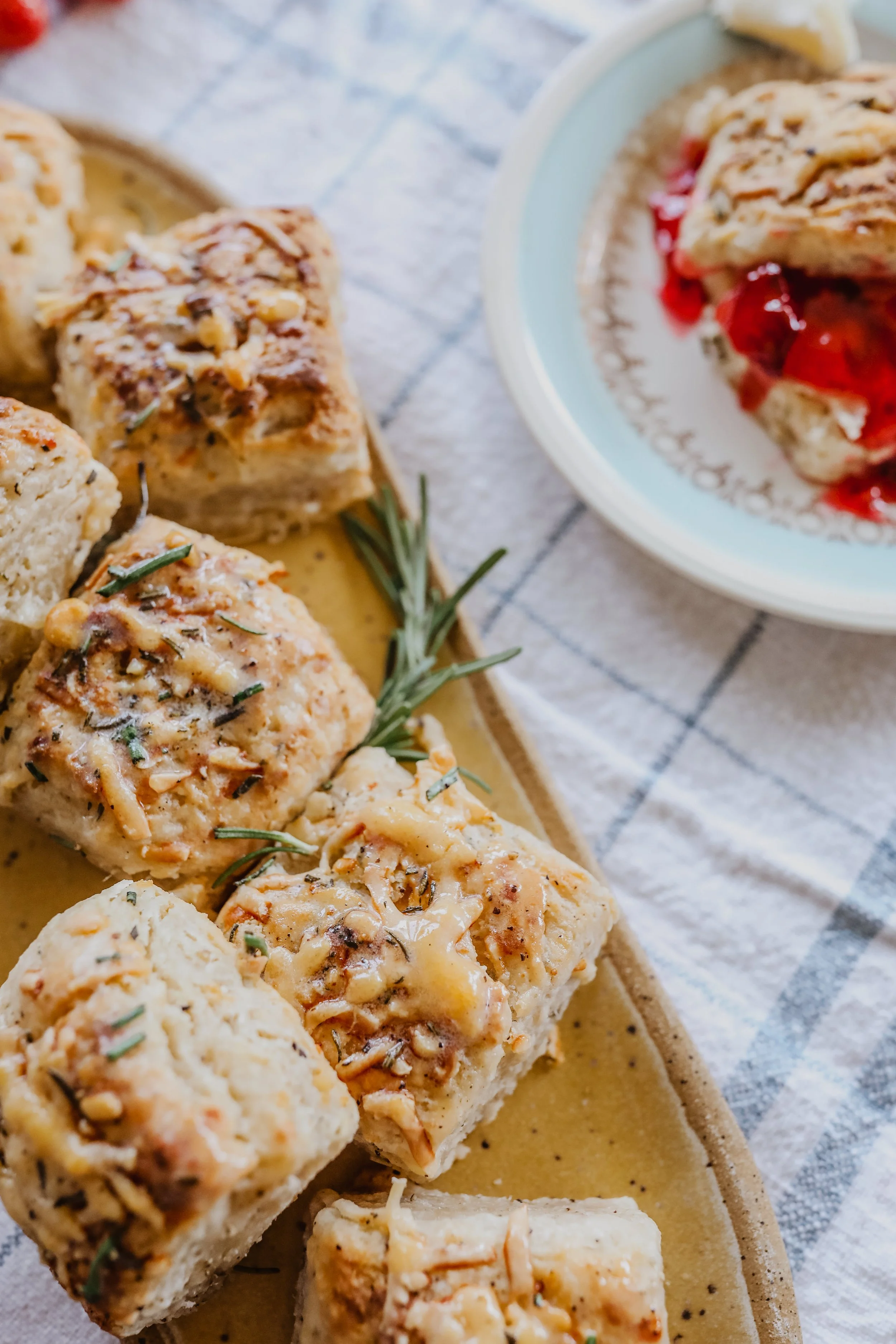White Cheddar and Rosemary Biscuits with Cracked Black Pepper