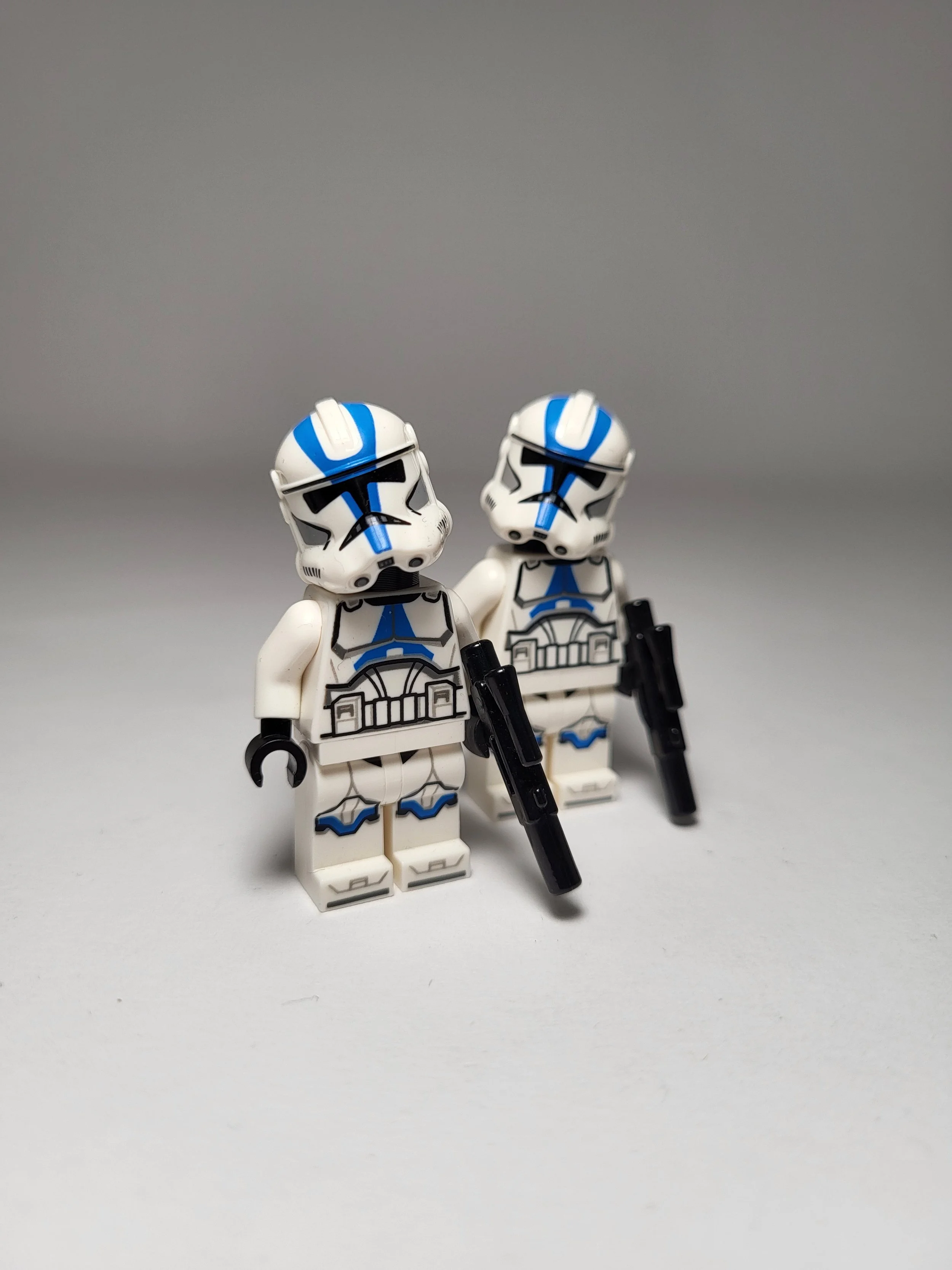 2x 501st Clone Trooper