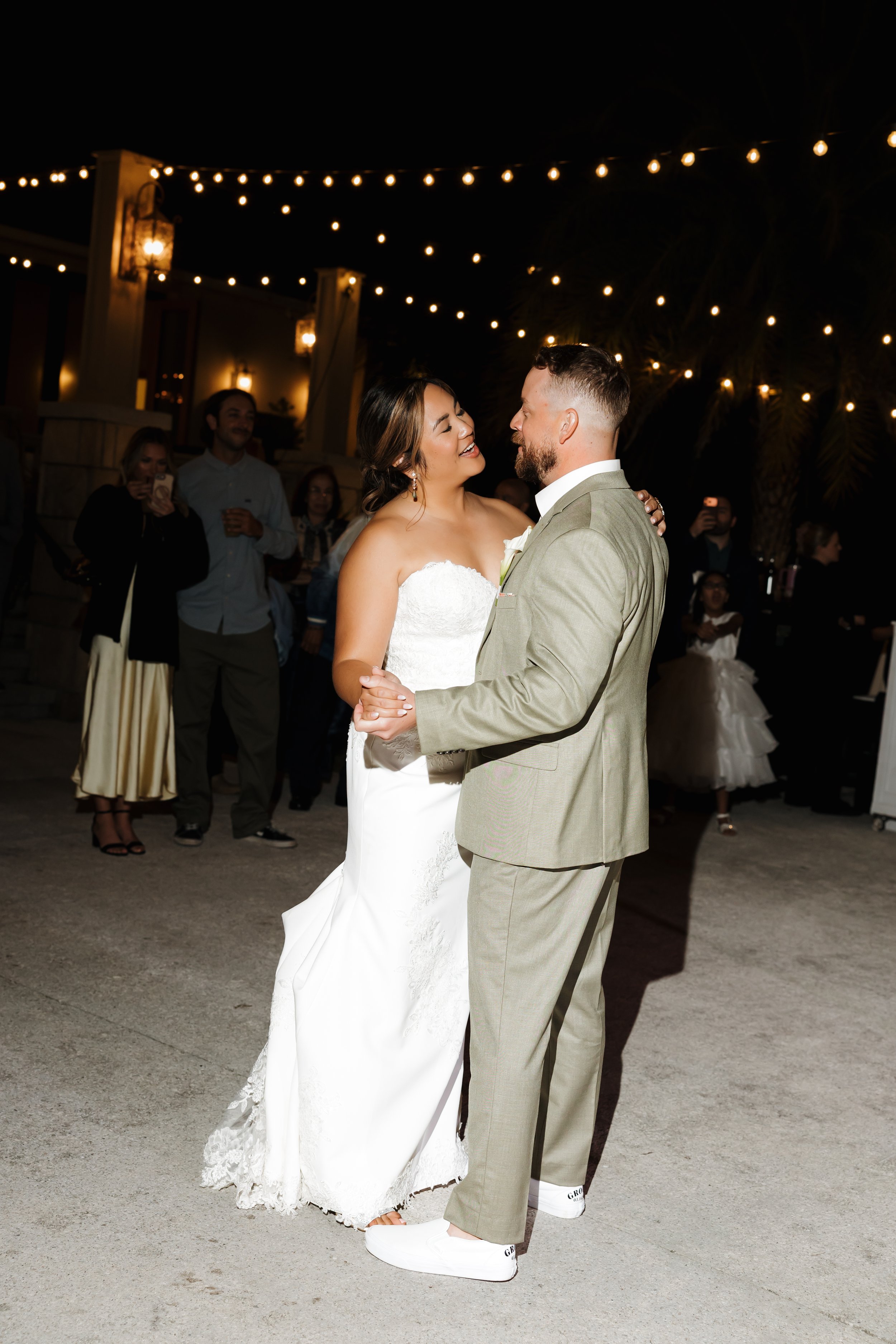 GOODVIBECATIONSAliAlexReceptionCouplesPhotos-9.jpg