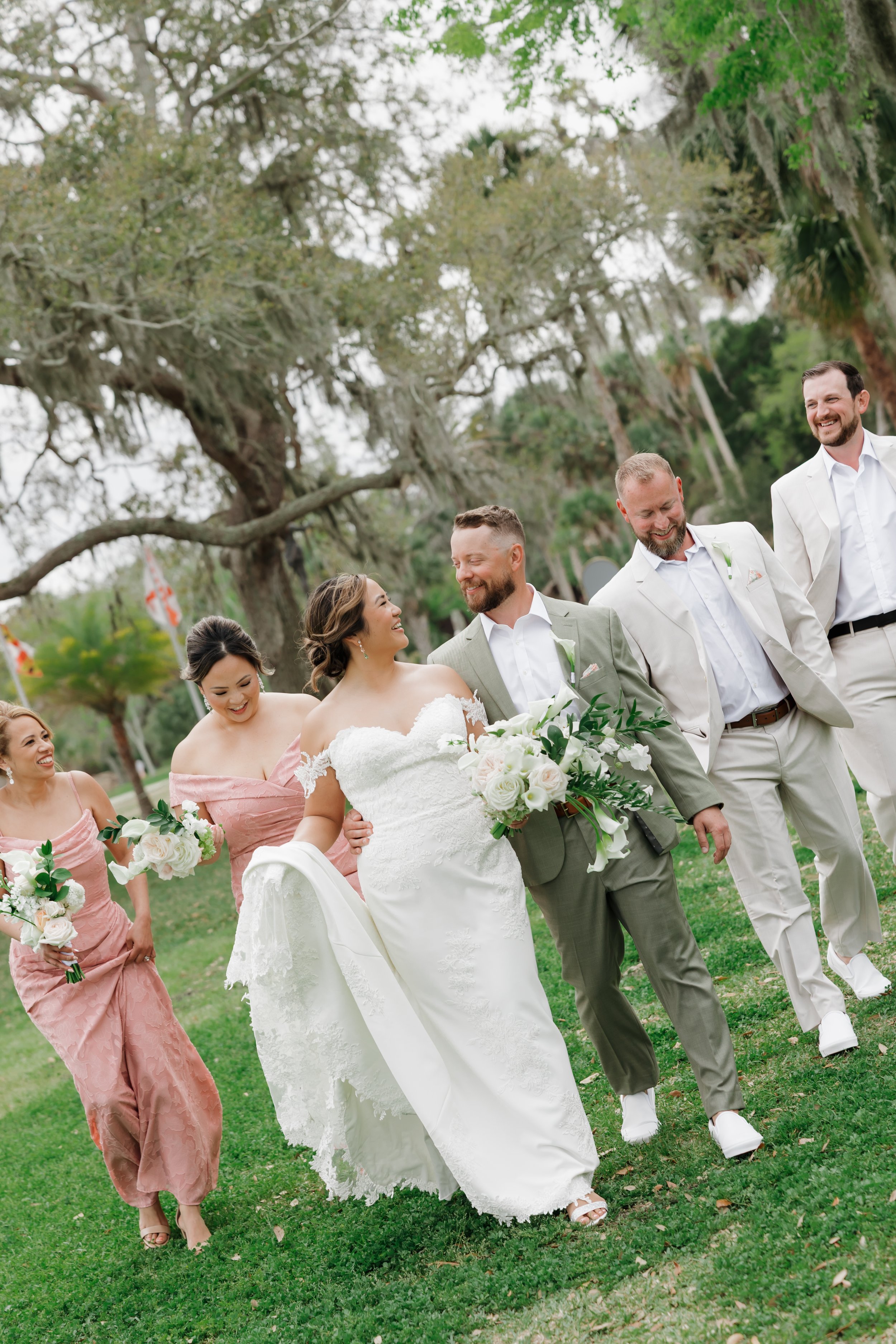 GOODVIBECATIONSAliAlexWeddingParty&FamilyFormals-76.jpg