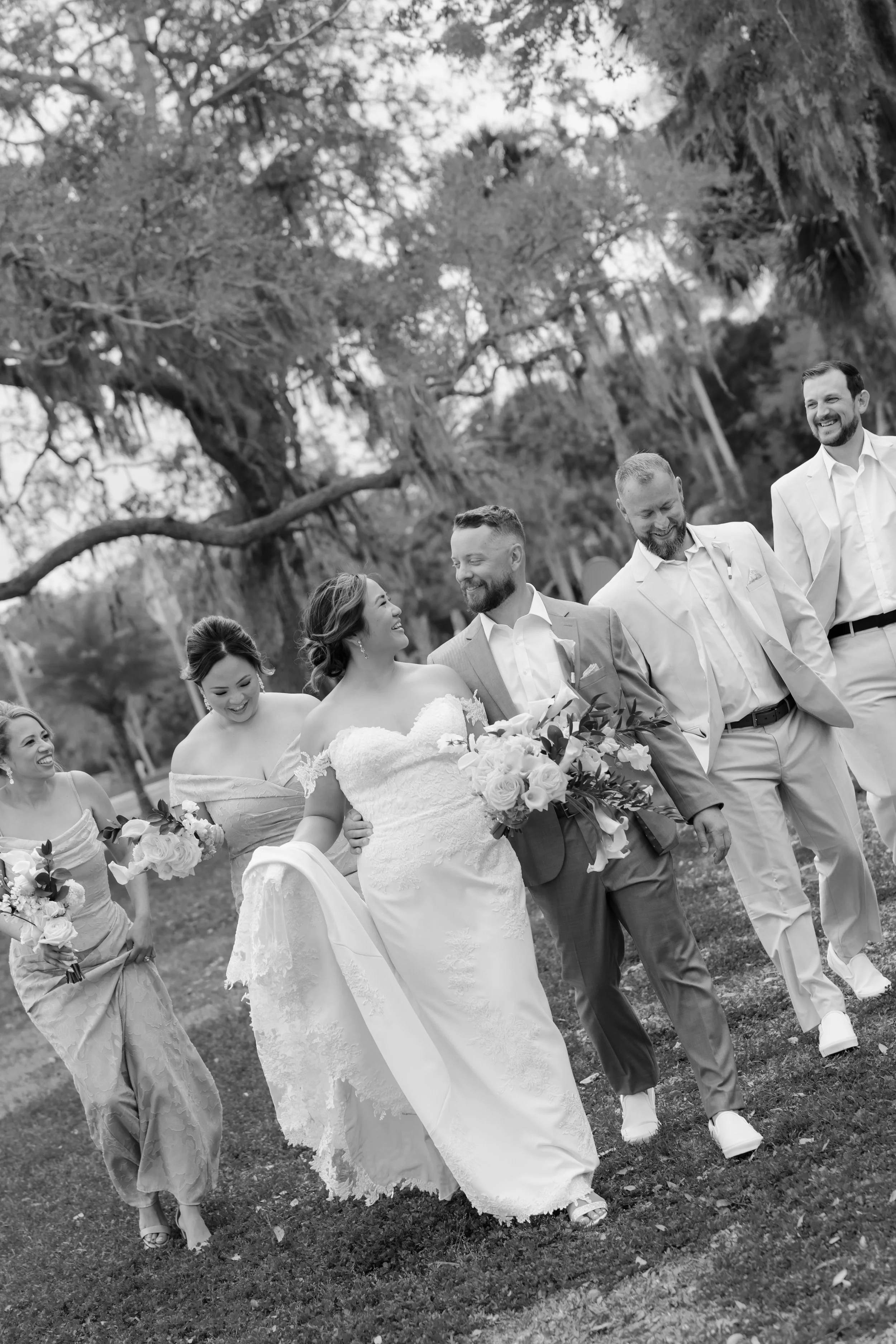 GOODVIBECATIONSAliAlexWeddingParty&FamilyFormals-77.jpg