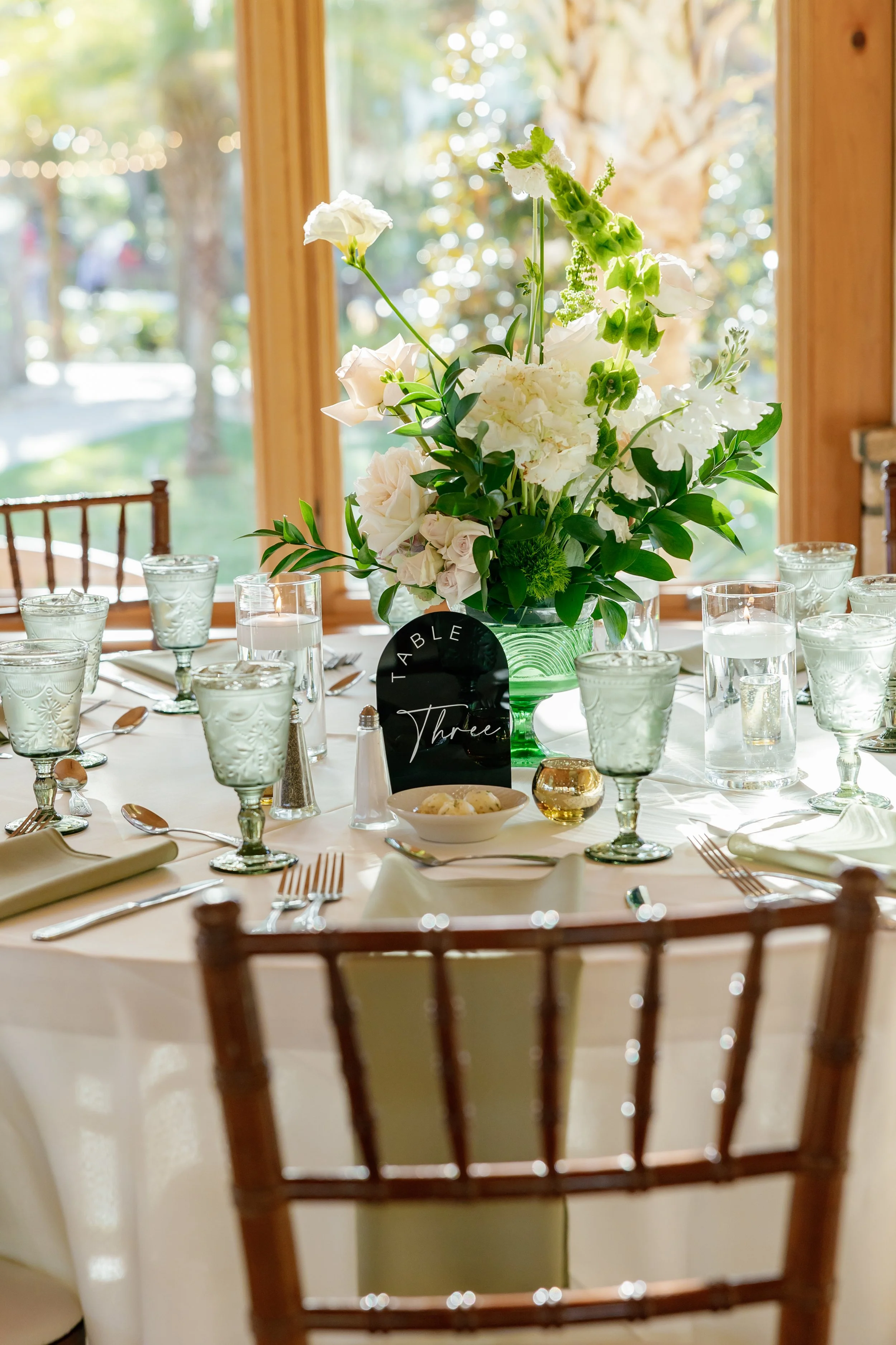 GOODVIBECATIONSAliAlexRoomDecor&Reveal-60.jpg