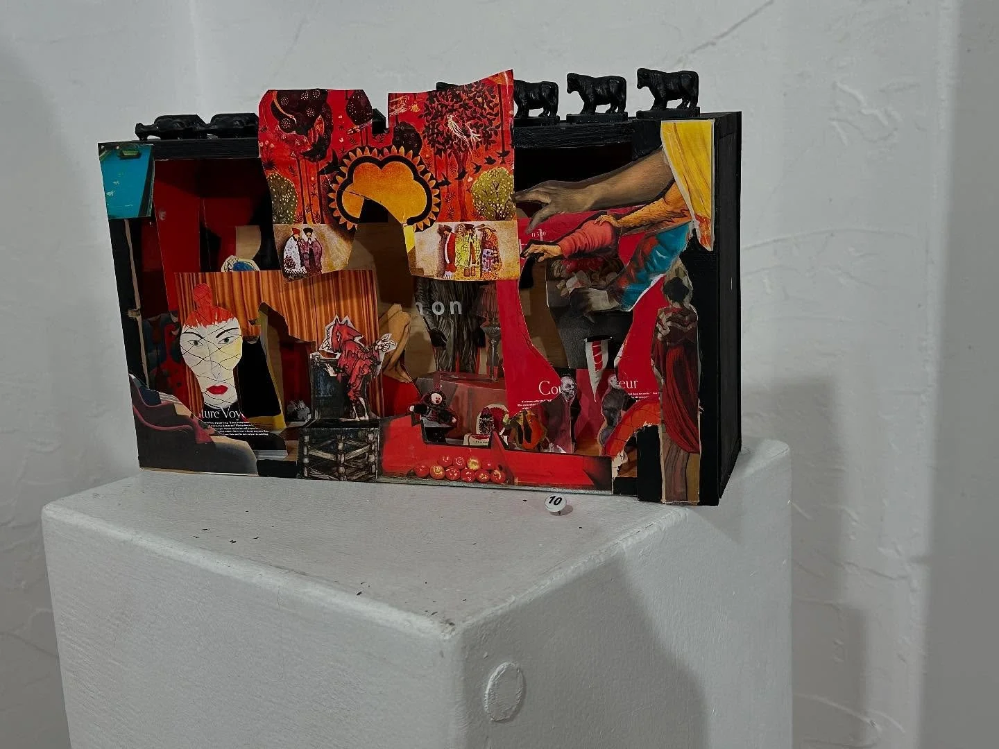 Wonderful opening at @artupmargaretville for the group show WANTED. So happy for my piece DESIRE to be included.