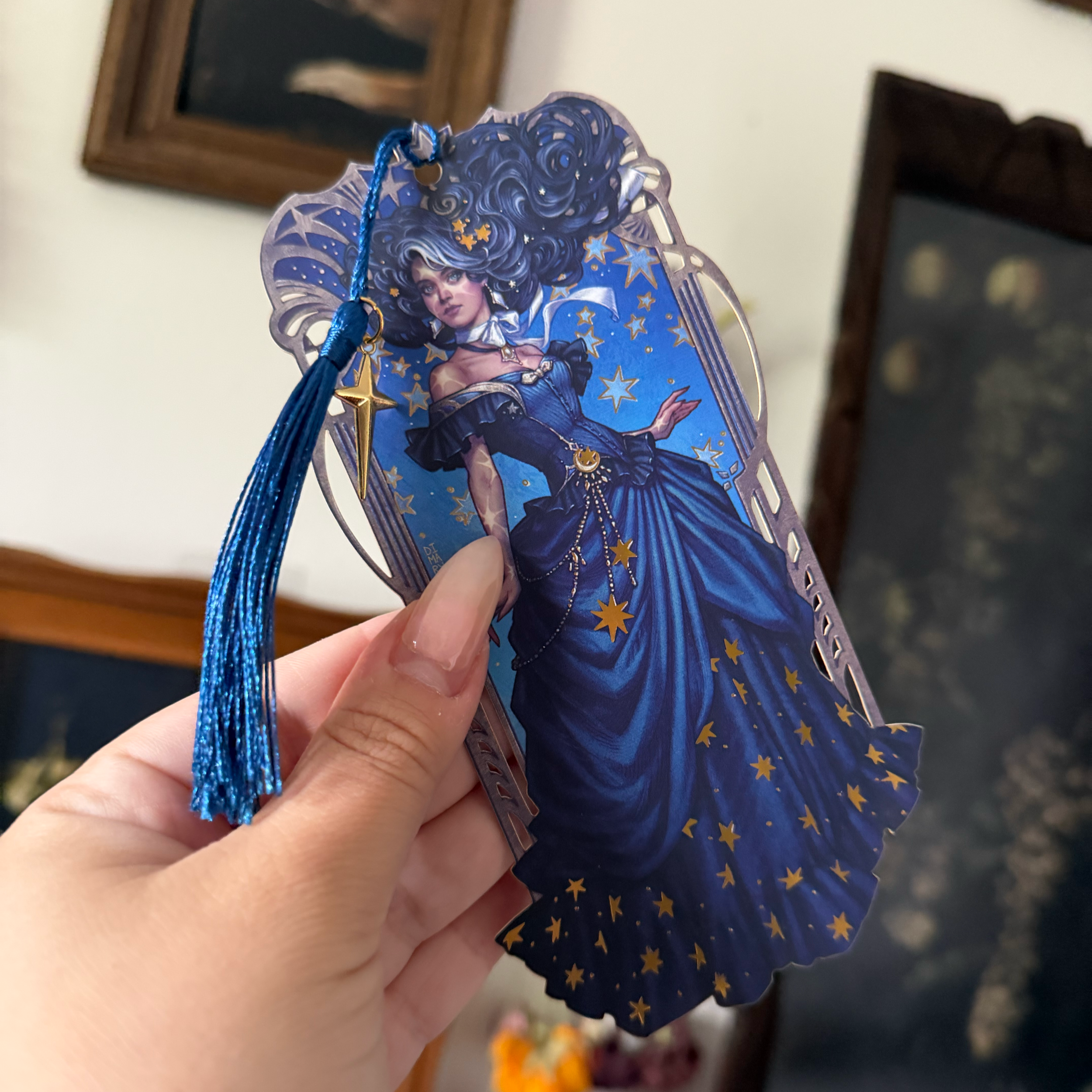Lucia+Bookmark.png